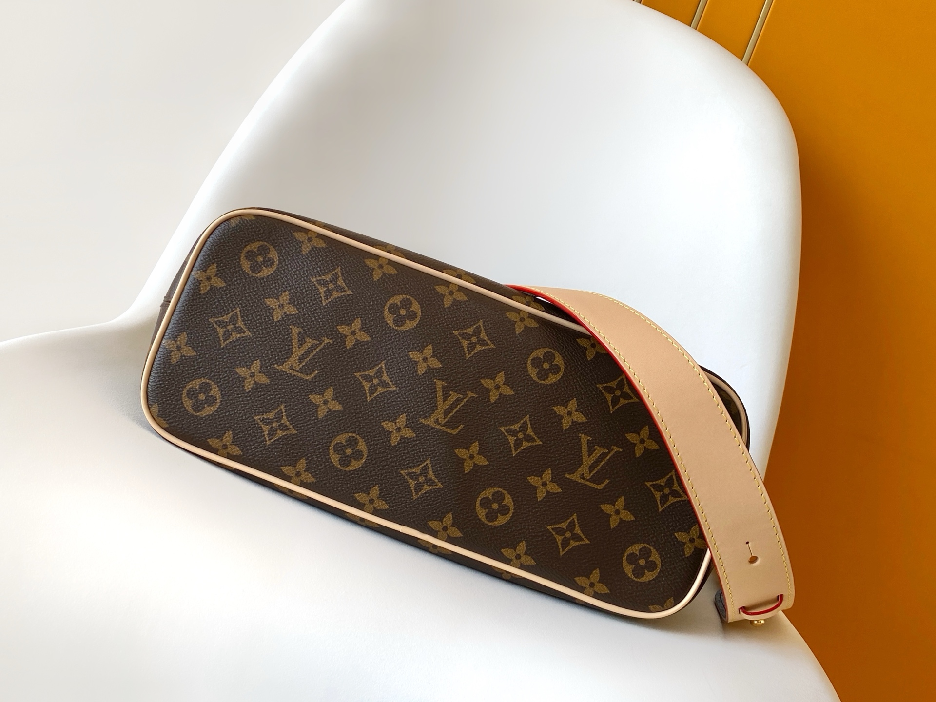 LV高仿老花大容量手提包 通勤休閒皆宜百搭款｜歐美奢侈品精品推薦