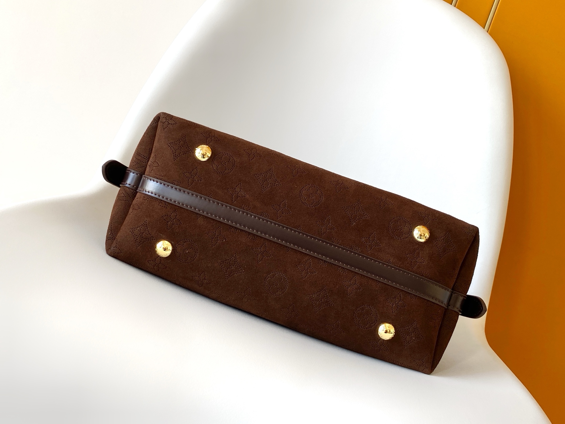 LV一比一麂皮羊羔絨拼接肩背包 冬季限定質感款｜歐美奢侈品精品推薦