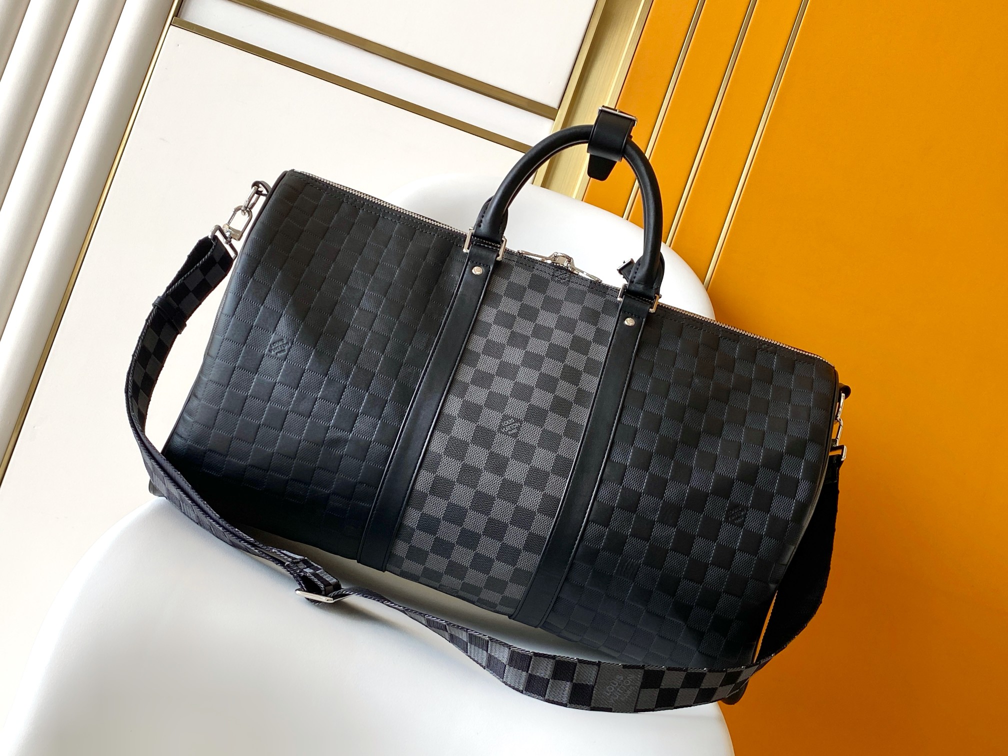 LV高仿棋盤格旅行袋 商務休閒兩用款｜歐美奢侈品精品推薦