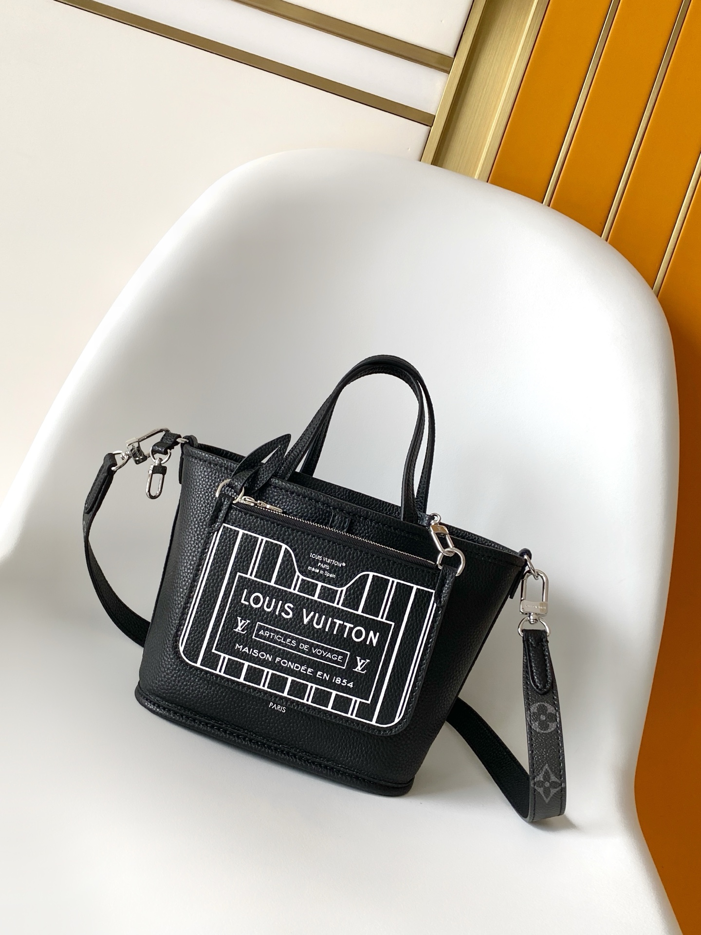 LV A貨黑白Logo迷你托特包 現代感精品小包｜歐美奢侈品精品推薦