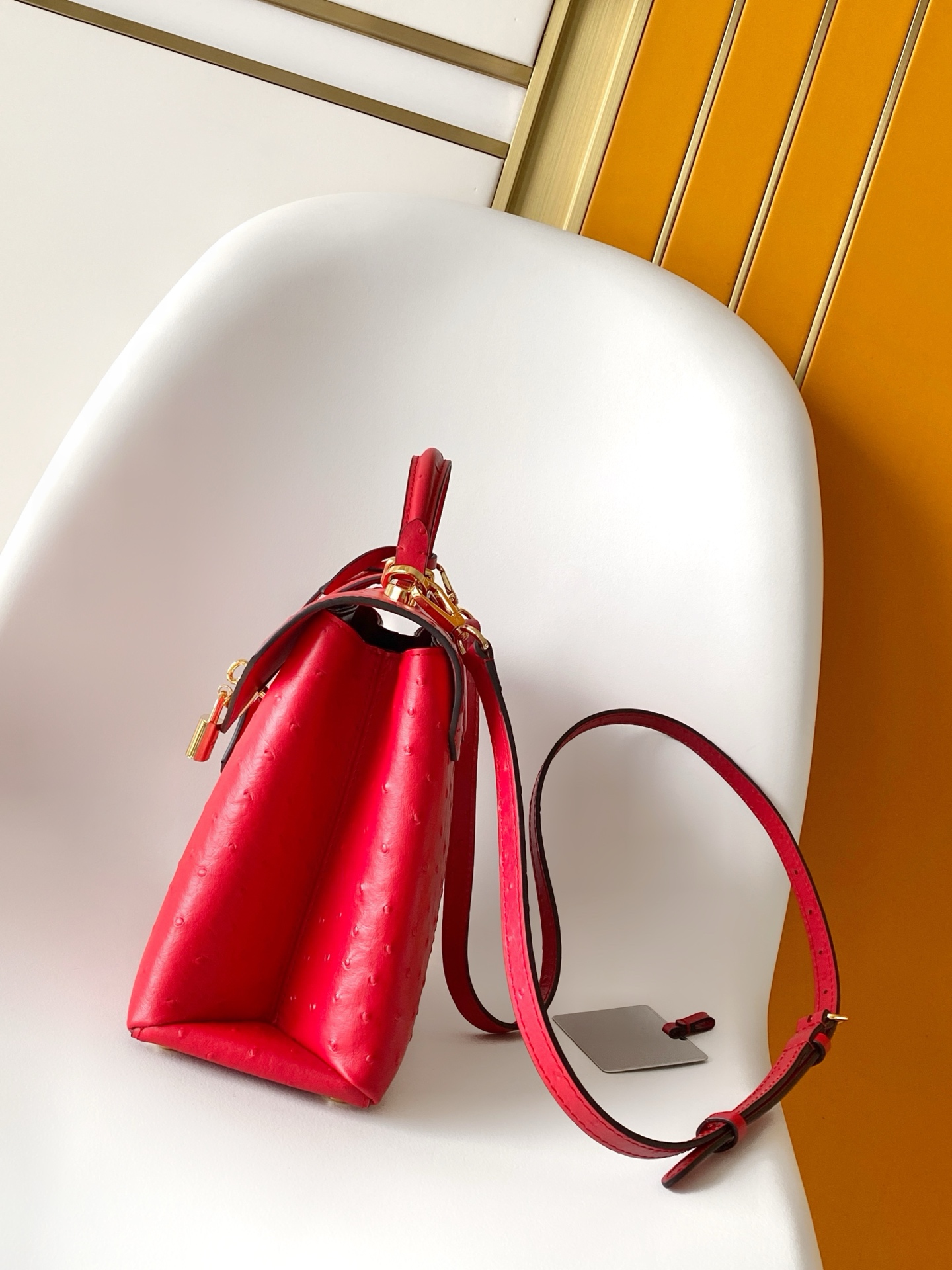 LV原單鴕鳥紋紅色鎖頭手提包 精品氣質女包｜歐美奢侈品精品推薦