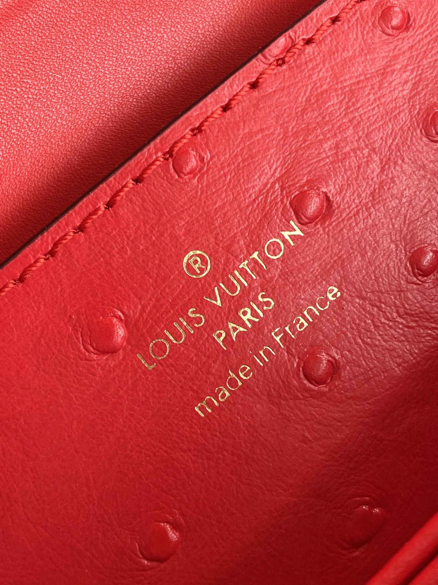 LV原單鴕鳥紋紅色鎖頭手提包 精品氣質女包｜歐美奢侈品精品推薦