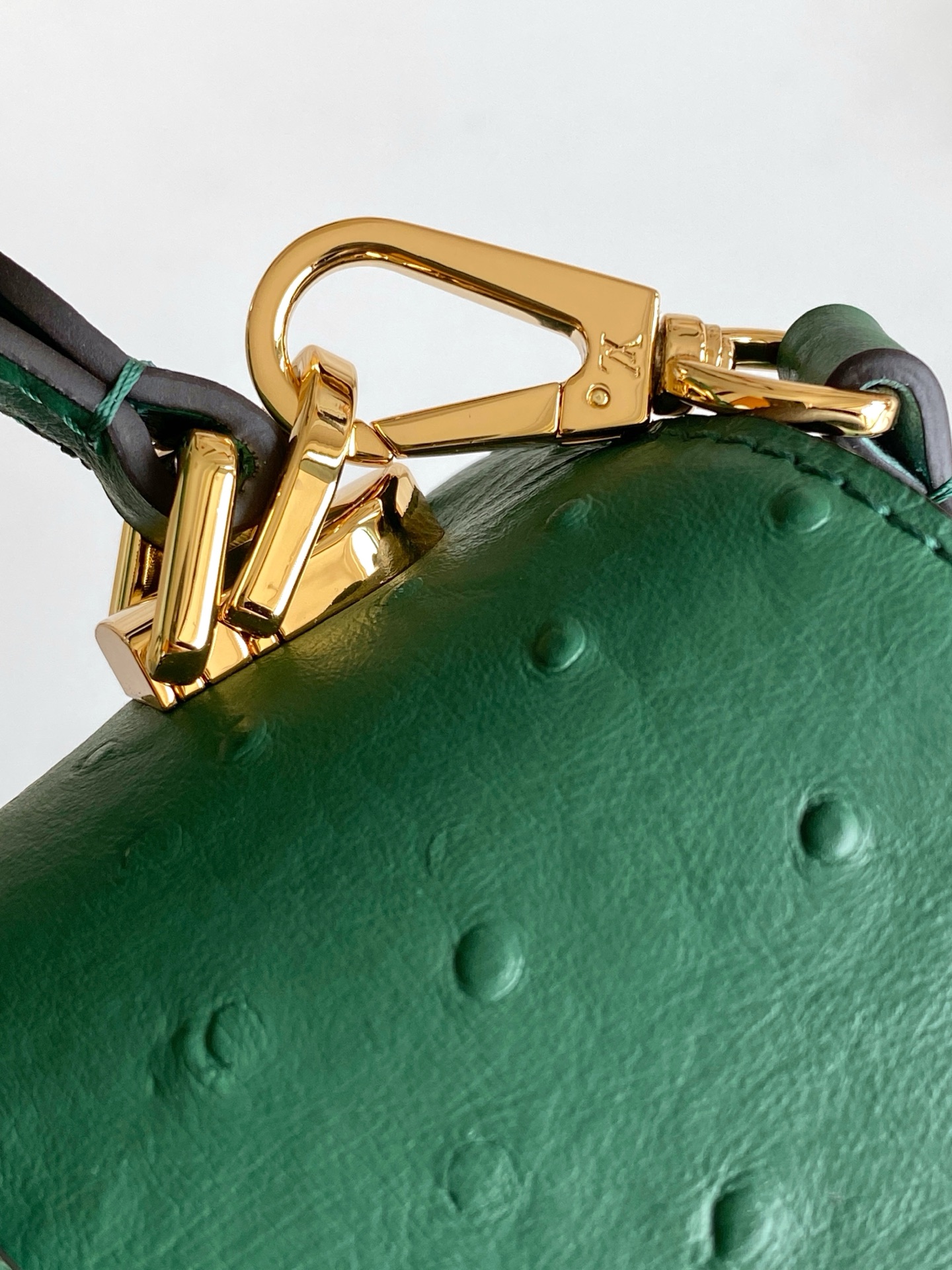 LV原單迷你鴕鳥紋綠色鎖頭包 精緻可愛小尺寸｜歐美奢侈品精品推薦