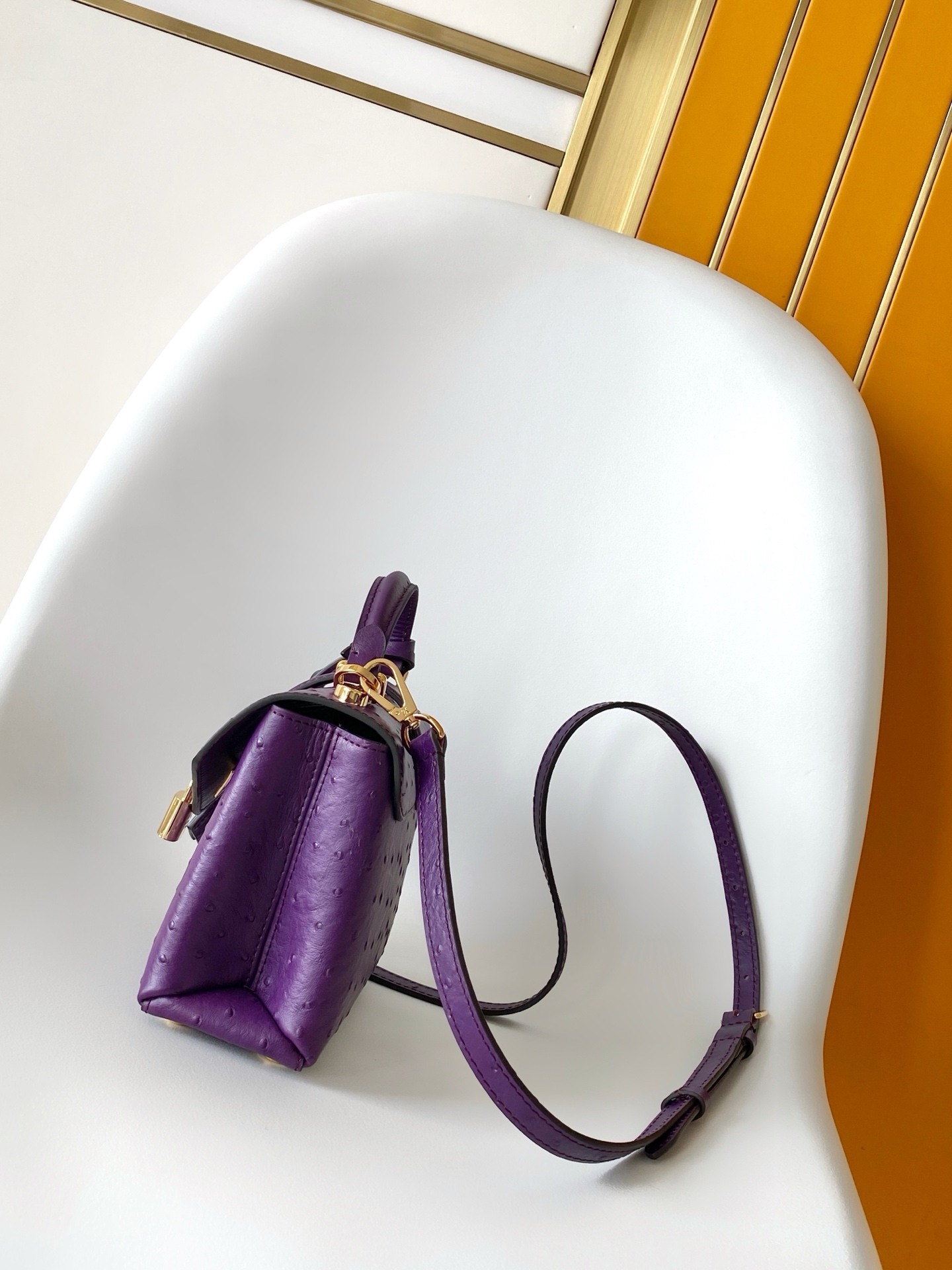 LV高仿紫色迷你鴕鳥紋手提包 小包時尚精品｜歐美奢侈品精品推薦