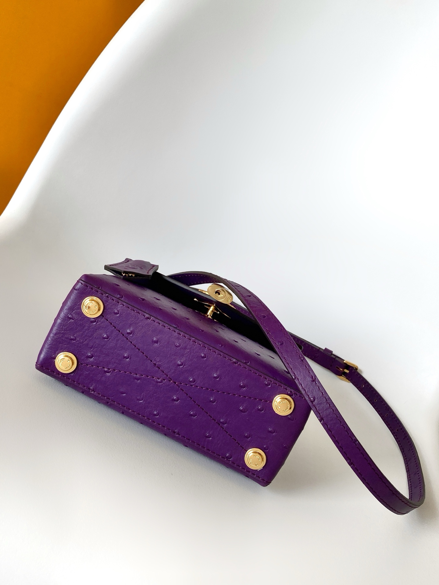 LV高仿紫色迷你鴕鳥紋手提包 小包時尚精品｜歐美奢侈品精品推薦