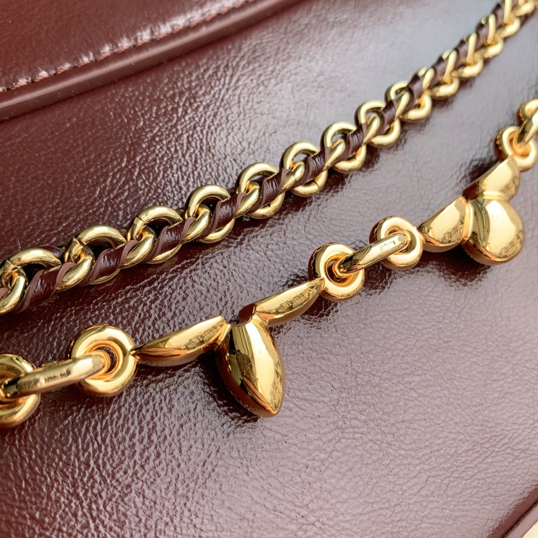 LV高仿酒紅色金鏈LOGO手提包 高貴氣質設計款｜歐美奢侈品精品推薦