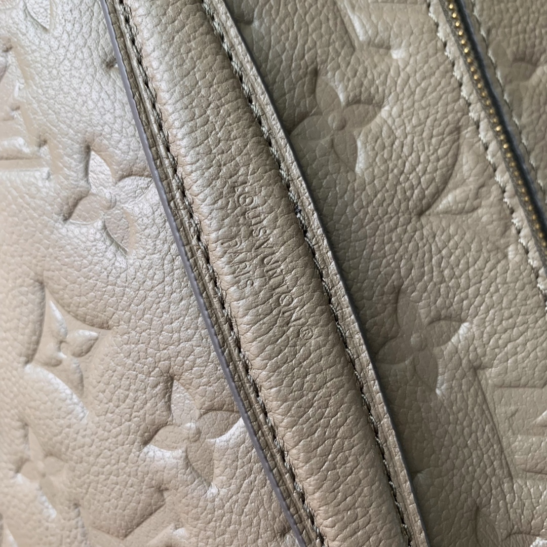 LV一比一灰色壓花鎖扣手提包 精品氣質款｜歐美奢侈品精品推薦