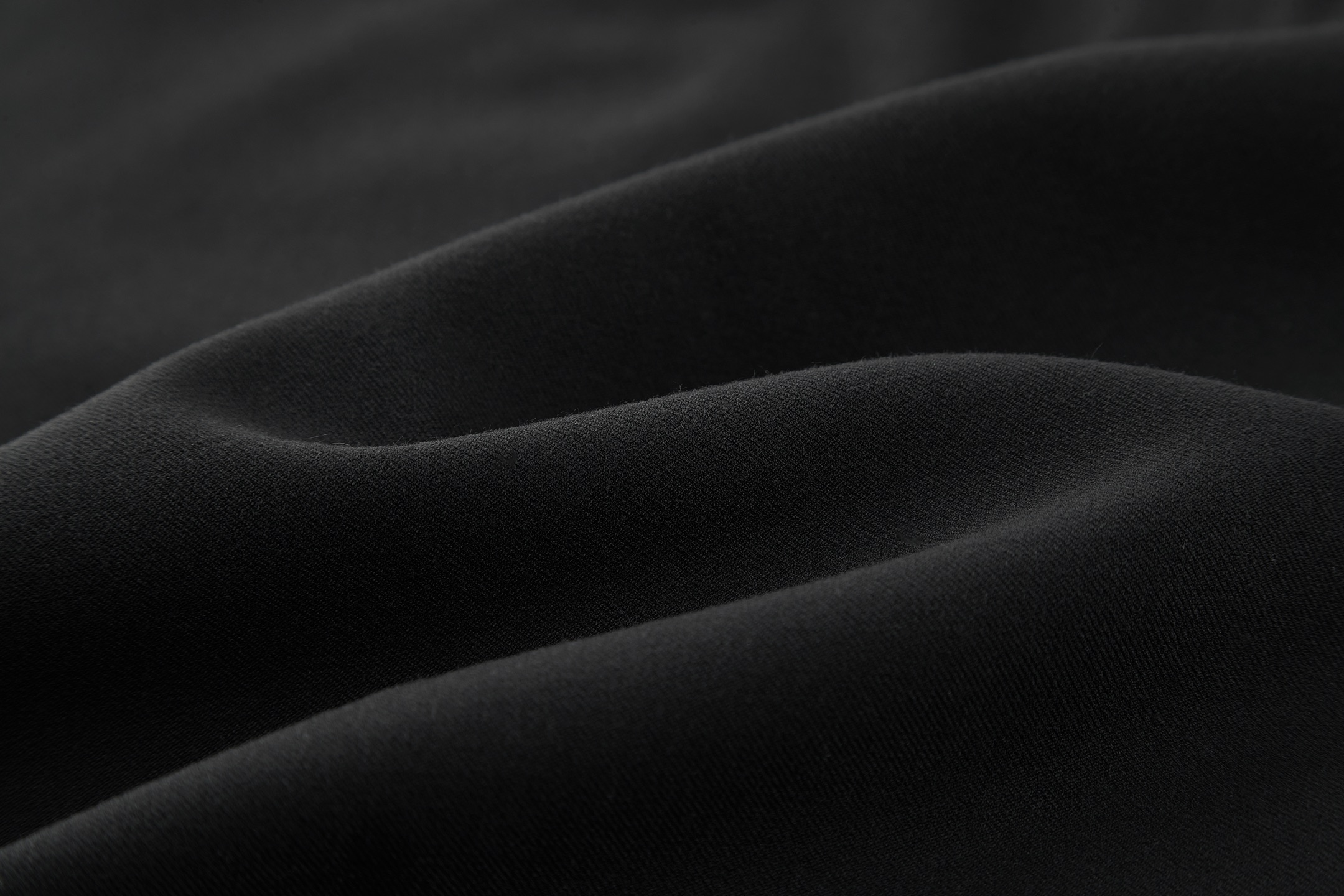 LV高仿男士黑色運動長褲 百搭休閒修身版型｜歐美奢侈品精品推薦