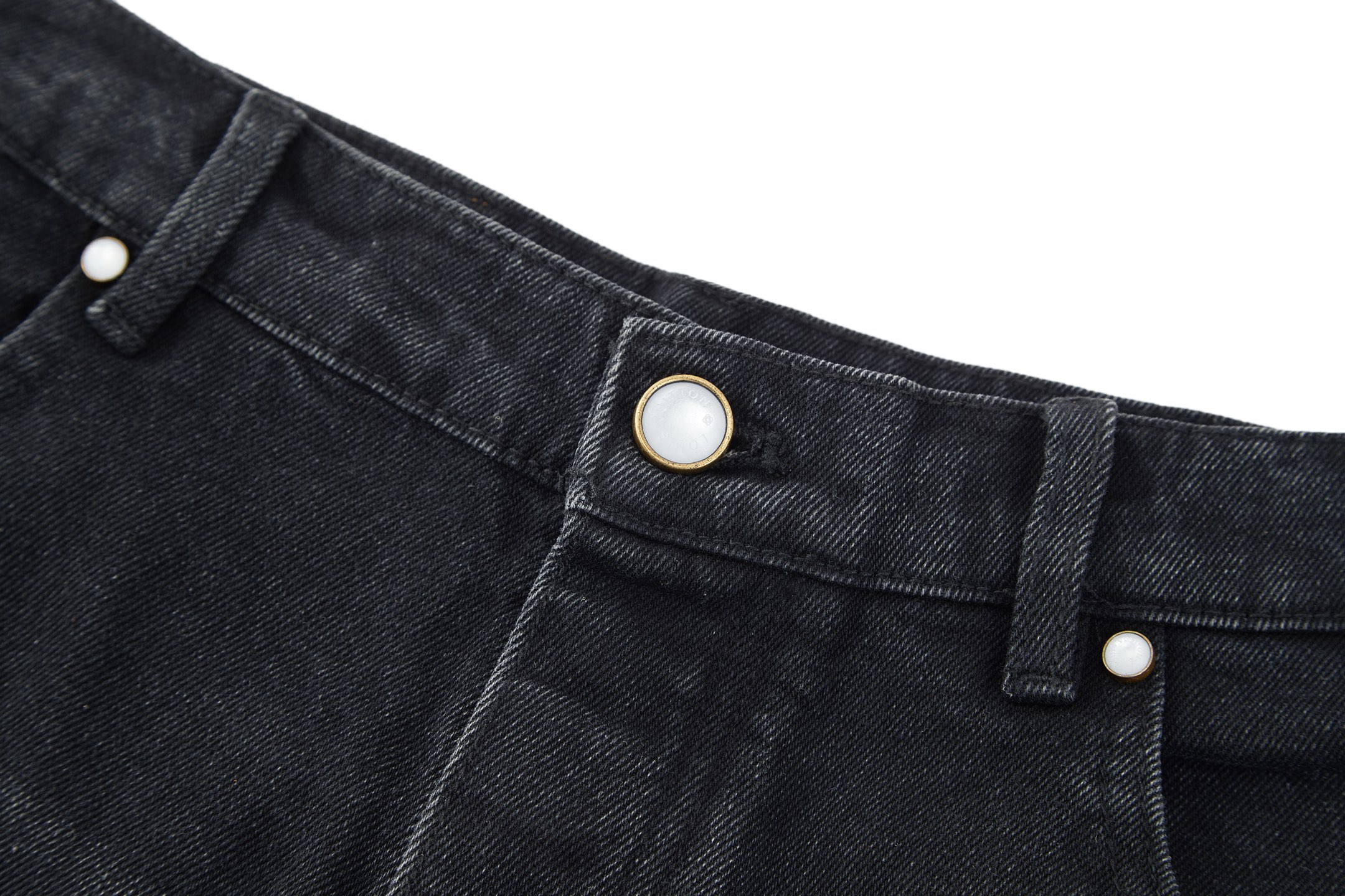 LV一比一男士老花後口袋牛仔褲 寬版街頭風格|超A仿原單精品圖片 11 LV一比一男士老花後口袋牛仔褲 寬版街頭風格|歐美奢侈品精品推薦