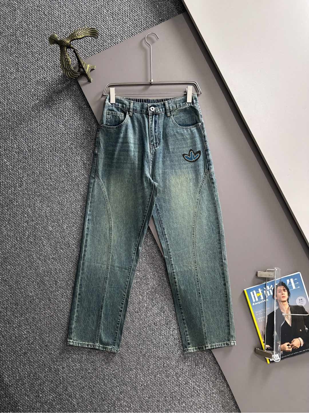 LV一比一男士淡藍水洗牛仔褲復古簡約Logo中直筒版型