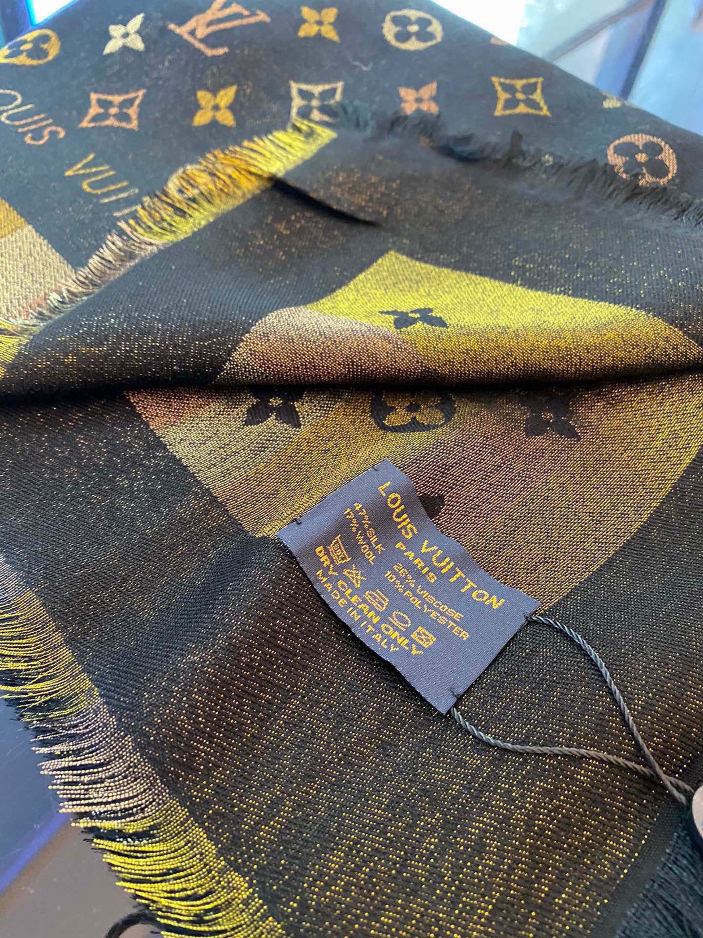 LV高仿圍巾男款墨綠棕黑色塊拼接老花多層次款｜歐美奢侈品精品推薦