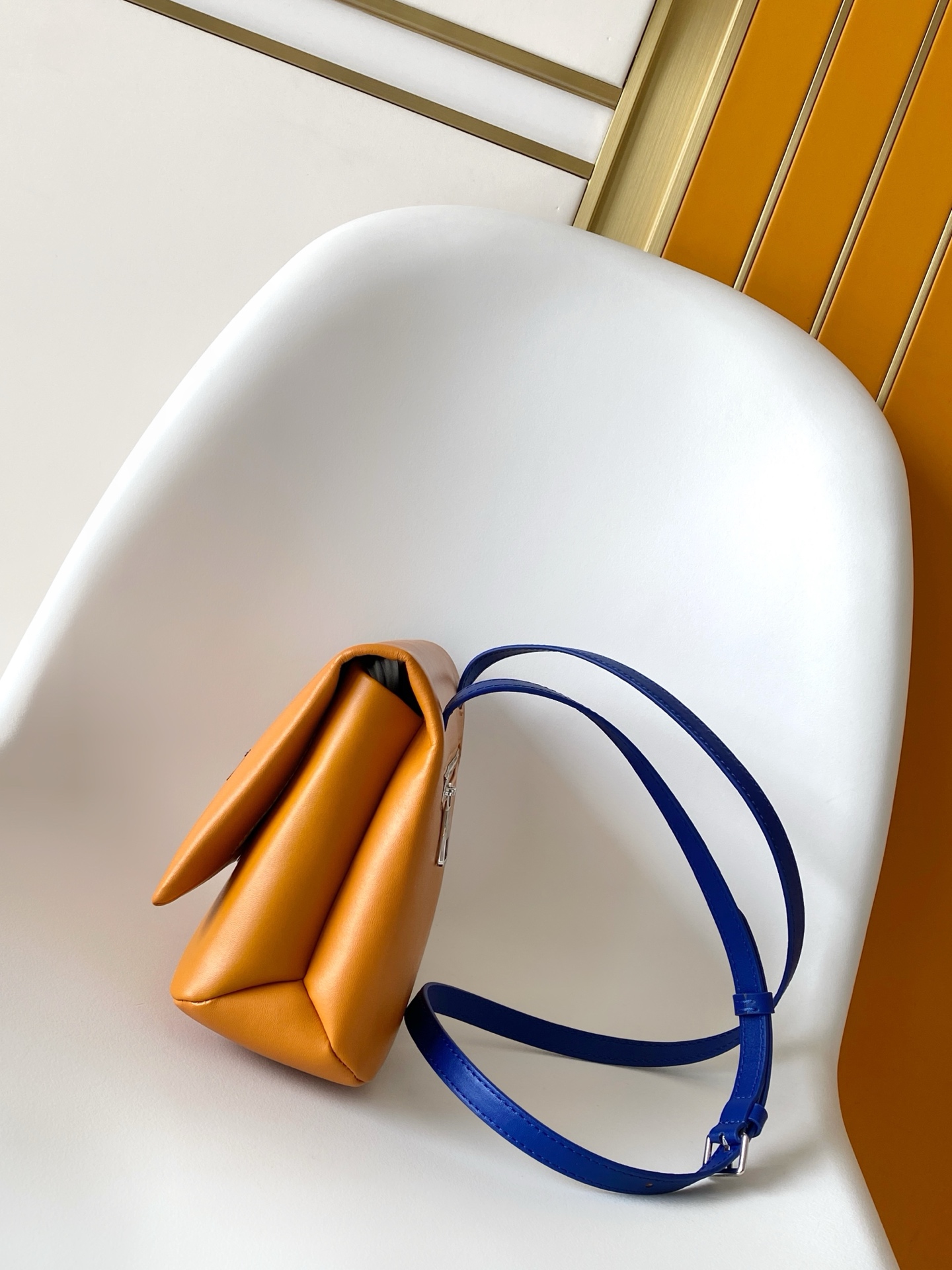 LV一比一橘藍拼色女包 法式字母設計款 搶眼新色推薦｜歐美奢侈品精品推薦