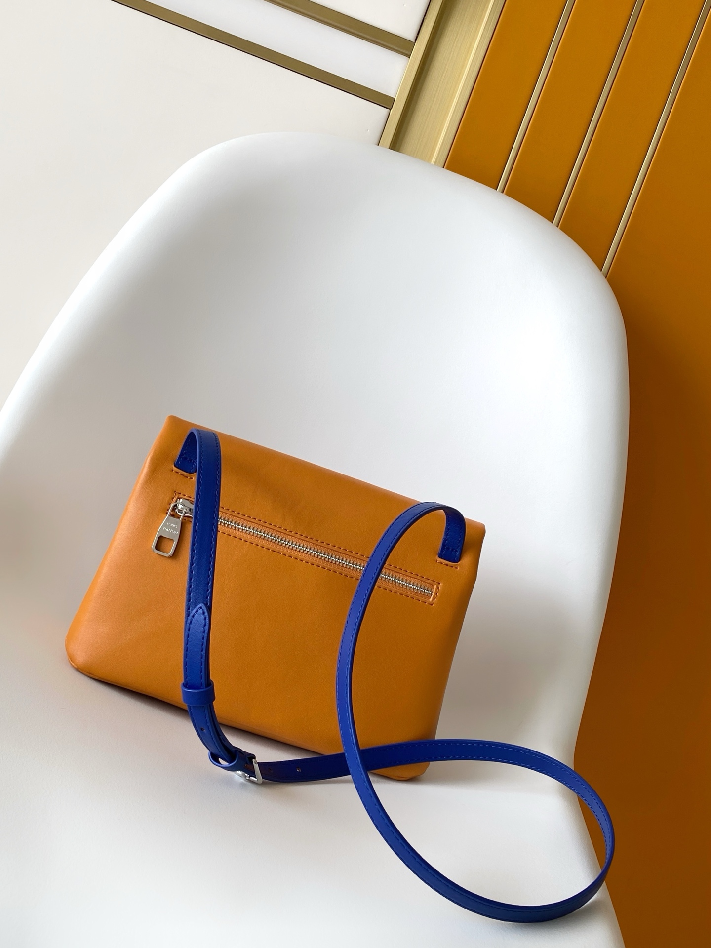 LV一比一橘藍拼色女包 法式字母設計款 搶眼新色推薦｜歐美奢侈品精品推薦