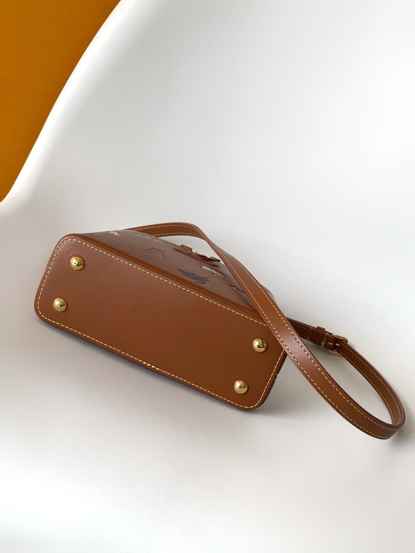 LV原單動物浮雕迷你包 女士手提斜背兩用設計可愛推薦｜歐美奢侈品精品推薦