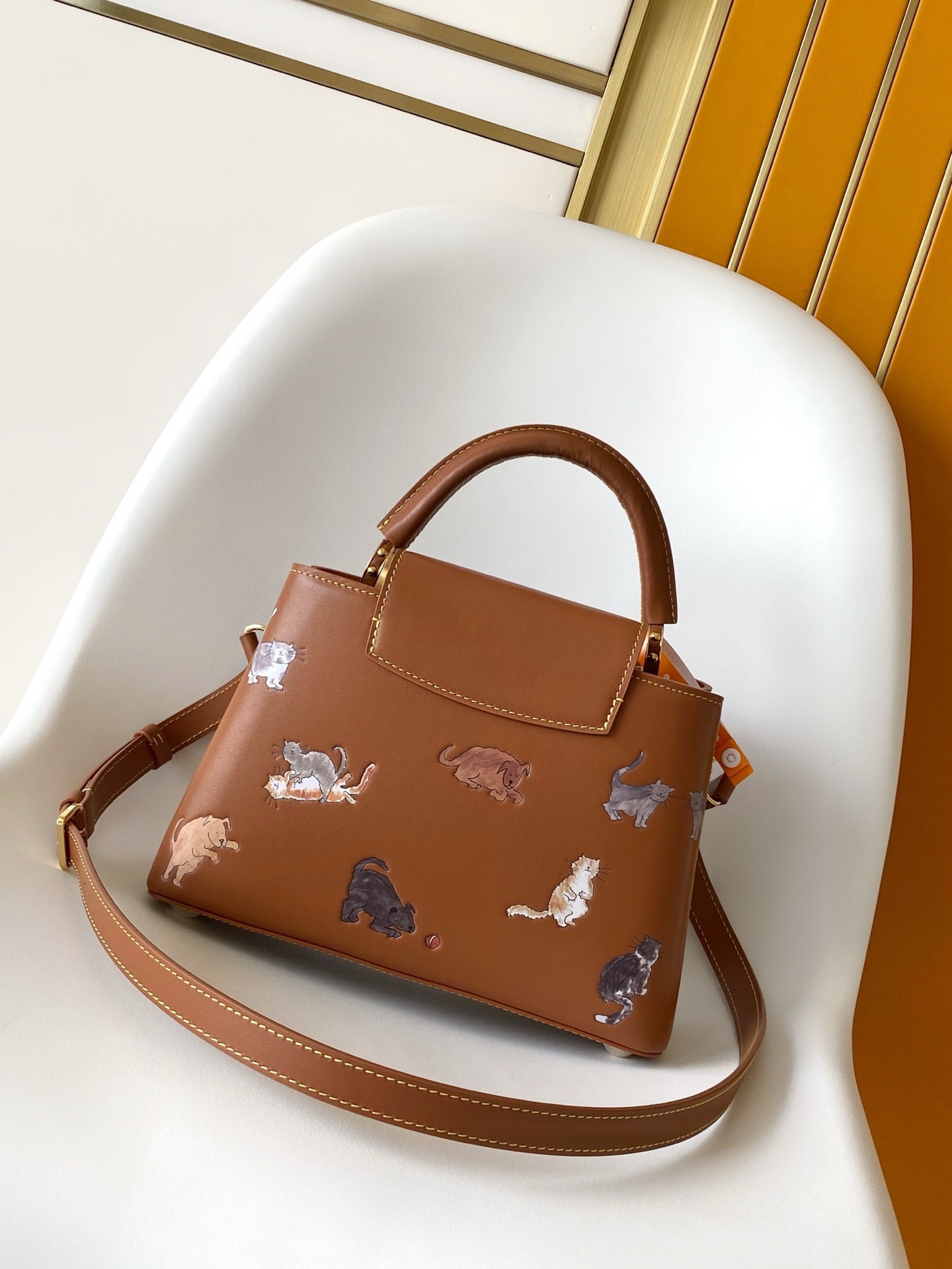 LV一比一可愛動物圖騰小方包 手提斜背兩用實搭設計｜歐美奢侈品精品推薦