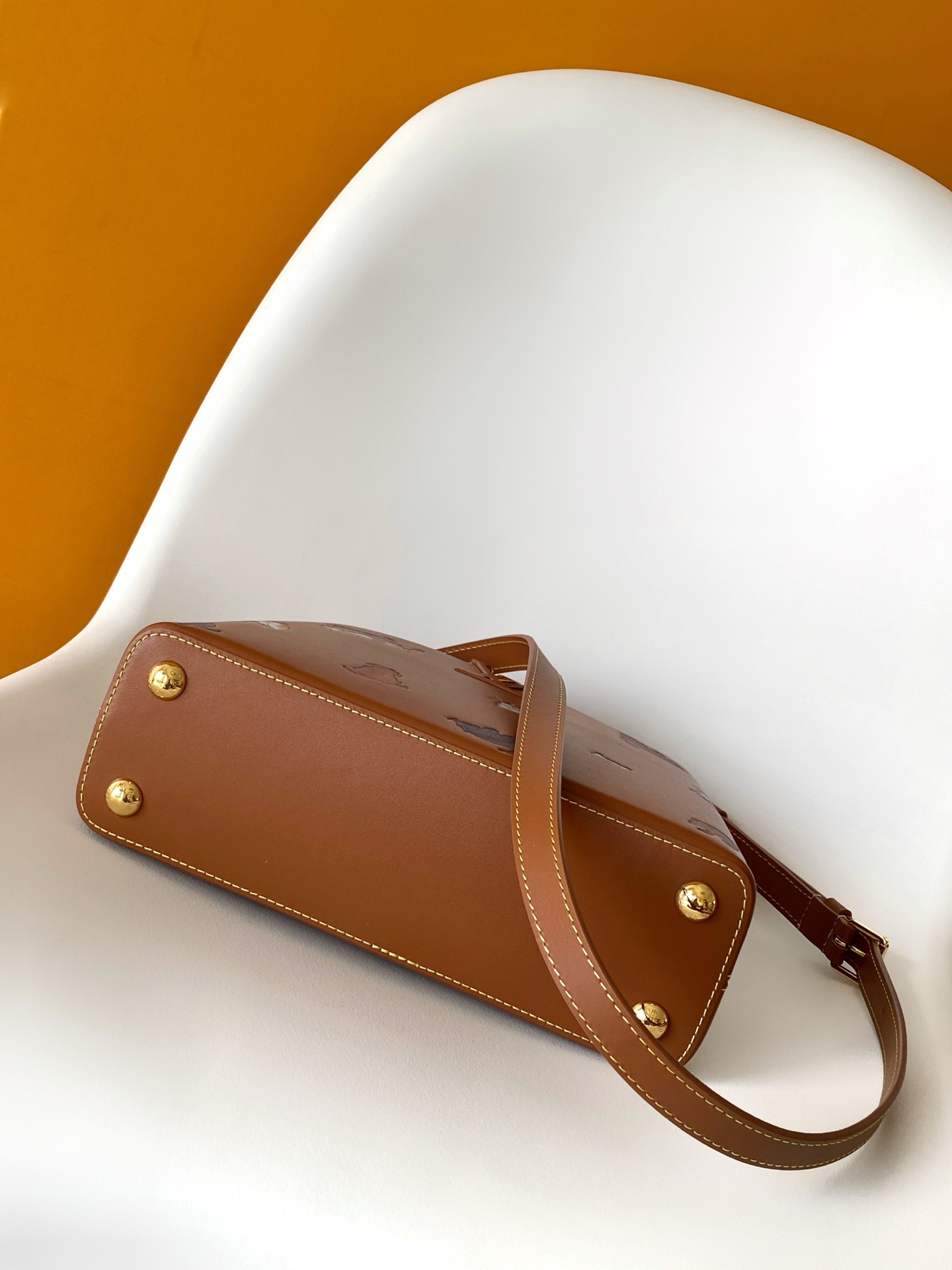 LV一比一可愛動物圖騰小方包 手提斜背兩用實搭設計｜歐美奢侈品精品推薦