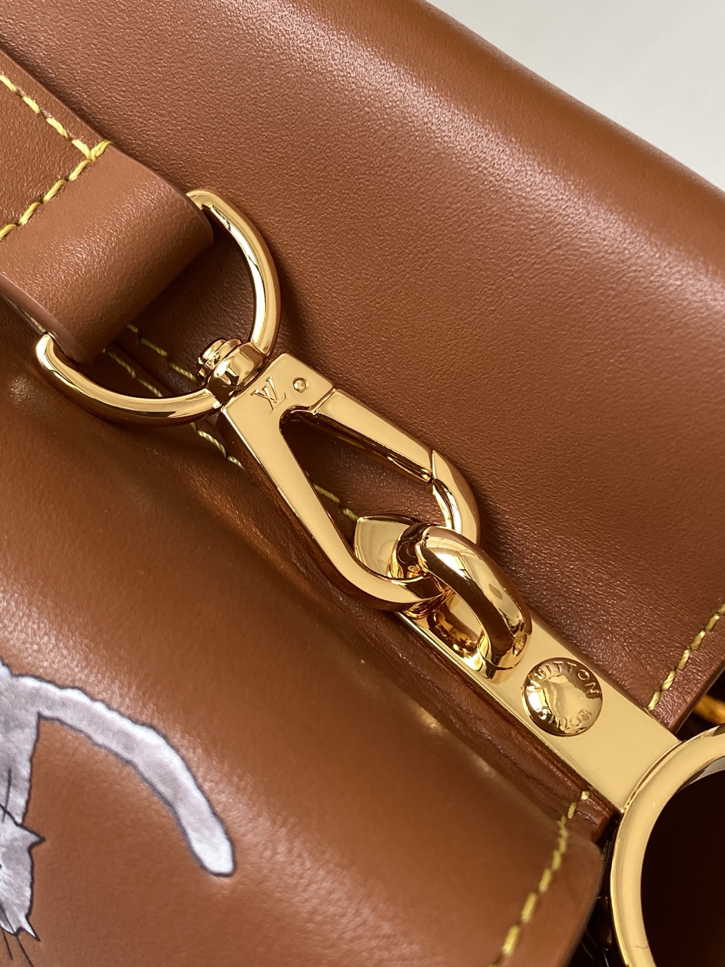 LV一比一可愛動物圖騰小方包 手提斜背兩用實搭設計｜歐美奢侈品精品推薦