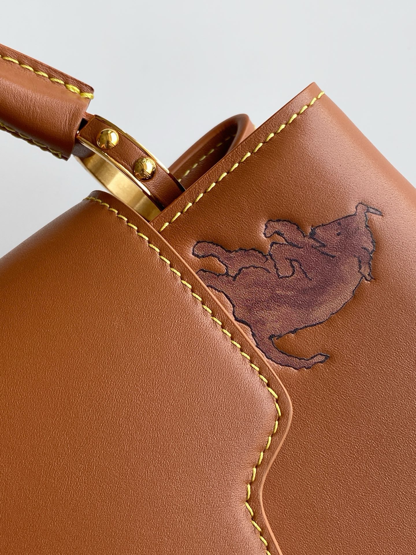 LV一比一可愛動物圖騰小方包 手提斜背兩用實搭設計｜歐美奢侈品精品推薦