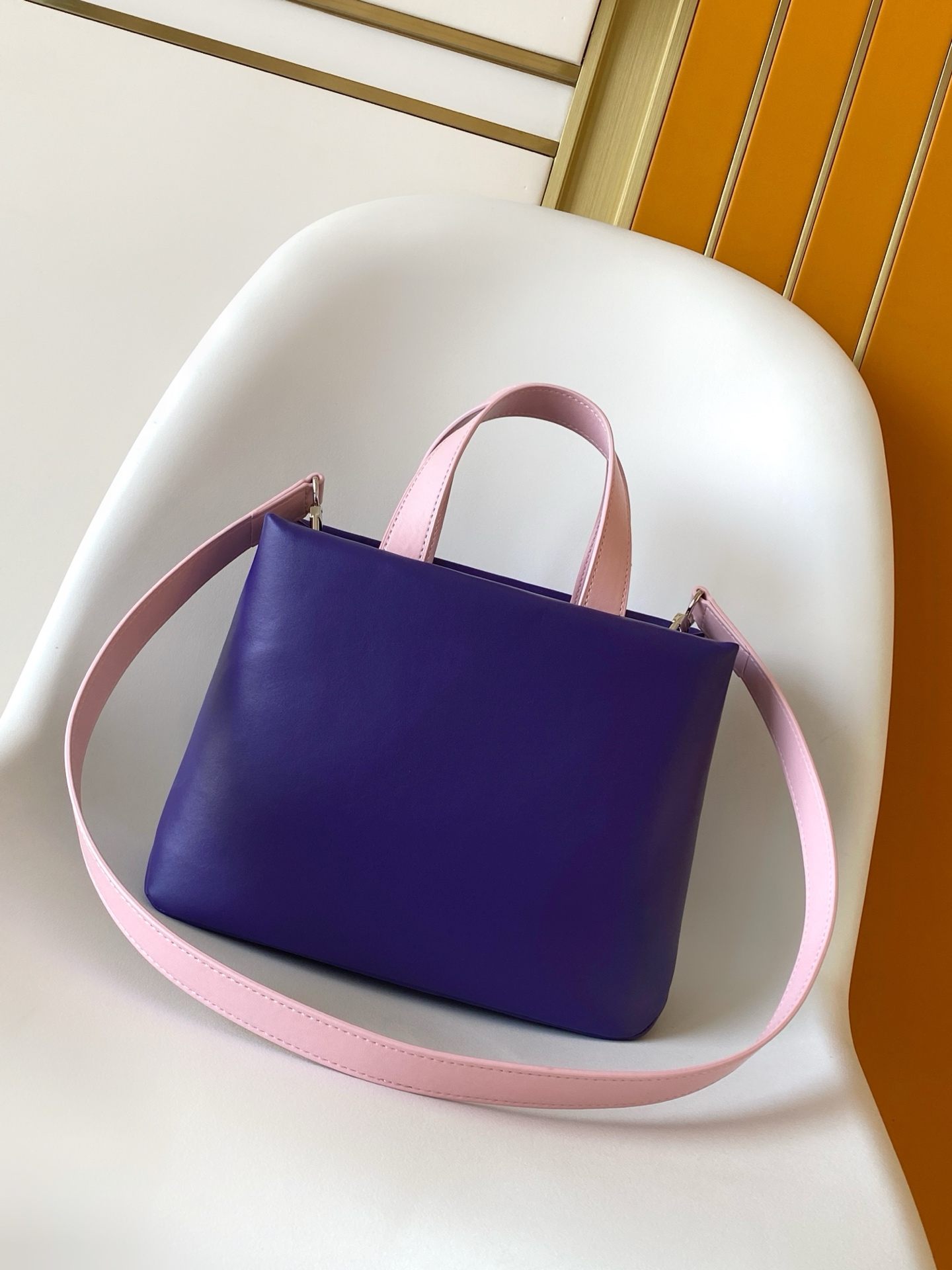 LV高仿紫粉拼色手提包 可肩背設計甜美風格首選｜歐美奢侈品精品推薦