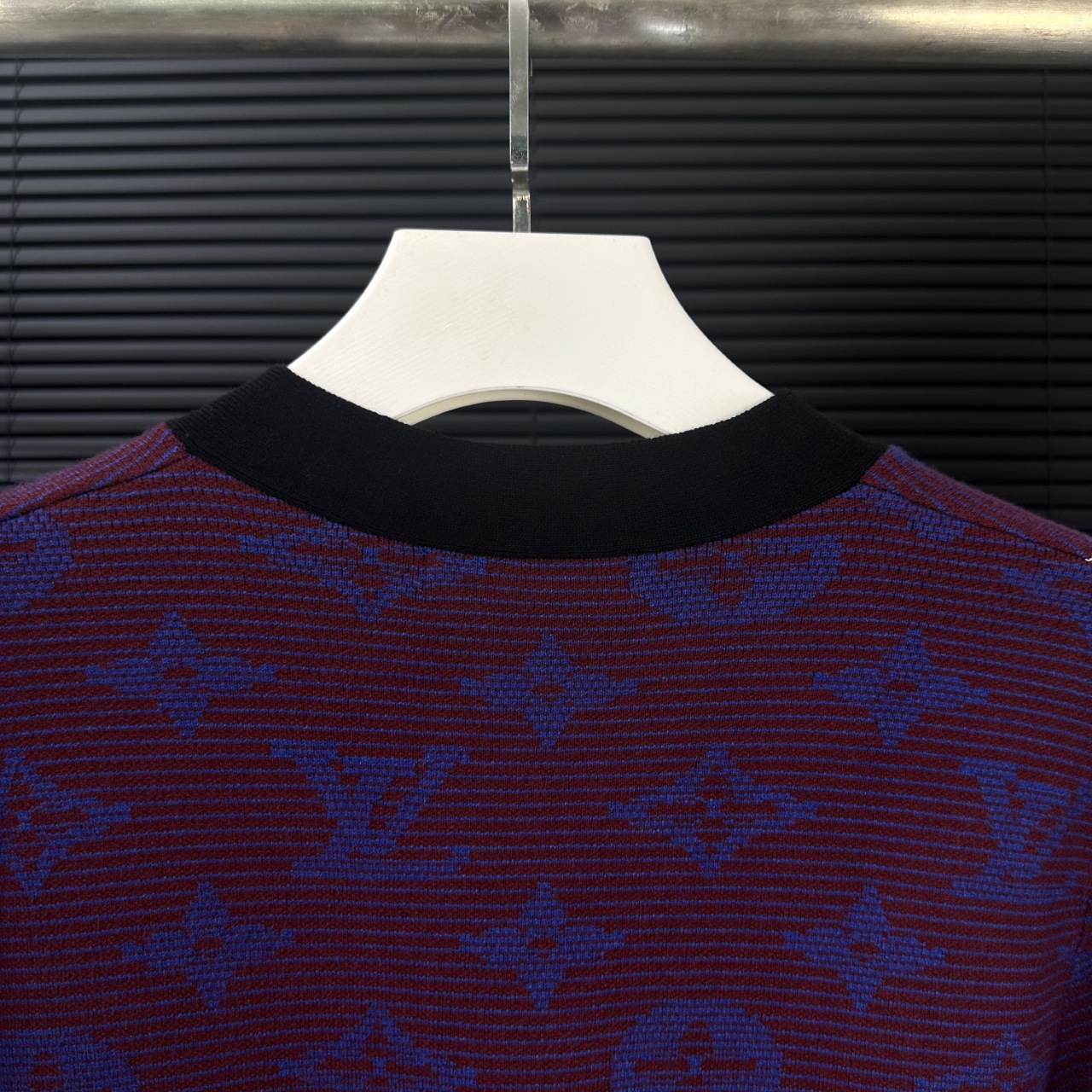 LV 高仿針織開襟外套 紫藍老花典藏設計｜歐美奢侈品精品推薦