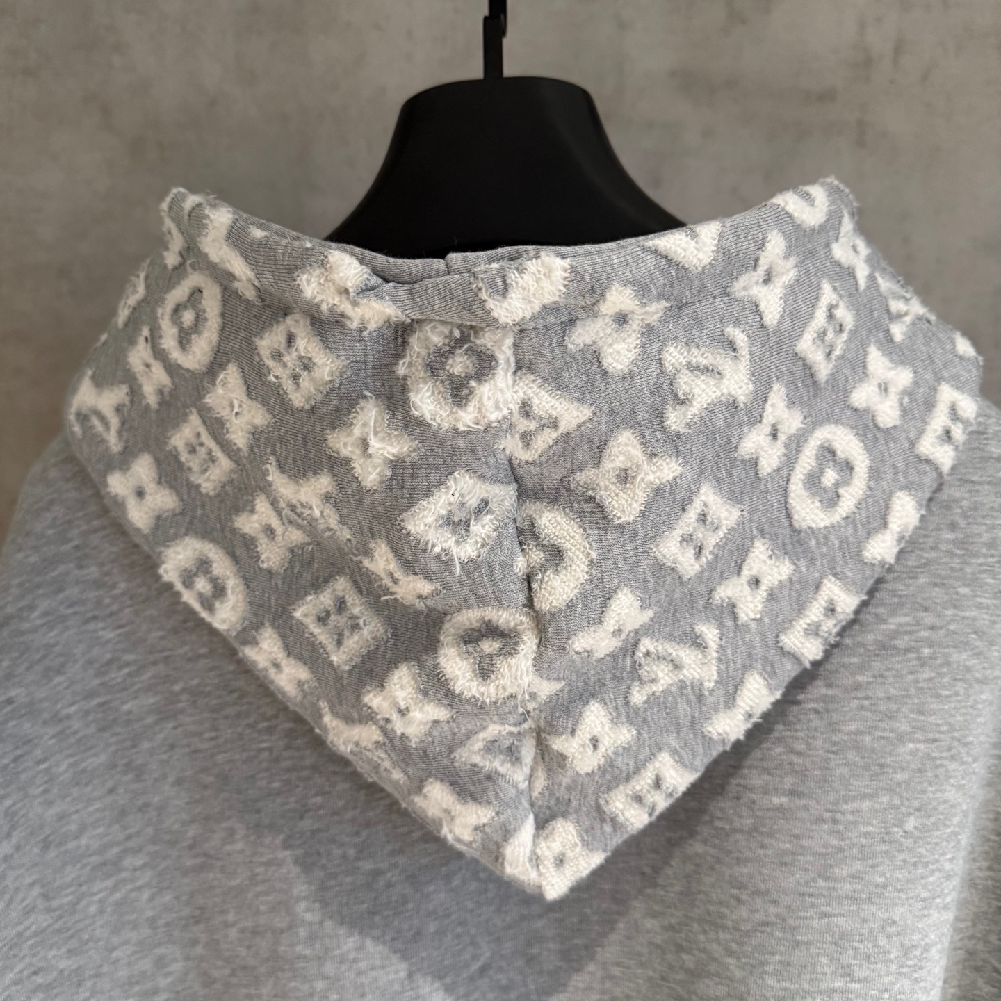 LV原單男士灰色連帽拉鍊外套 老花拼接撞色設計｜歐美奢侈品精品推薦