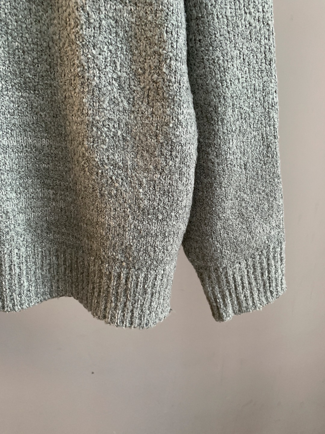 LV原單男士灰色針織長袖 毛圈質感大字母刺繡設計｜歐美奢侈品精品推薦