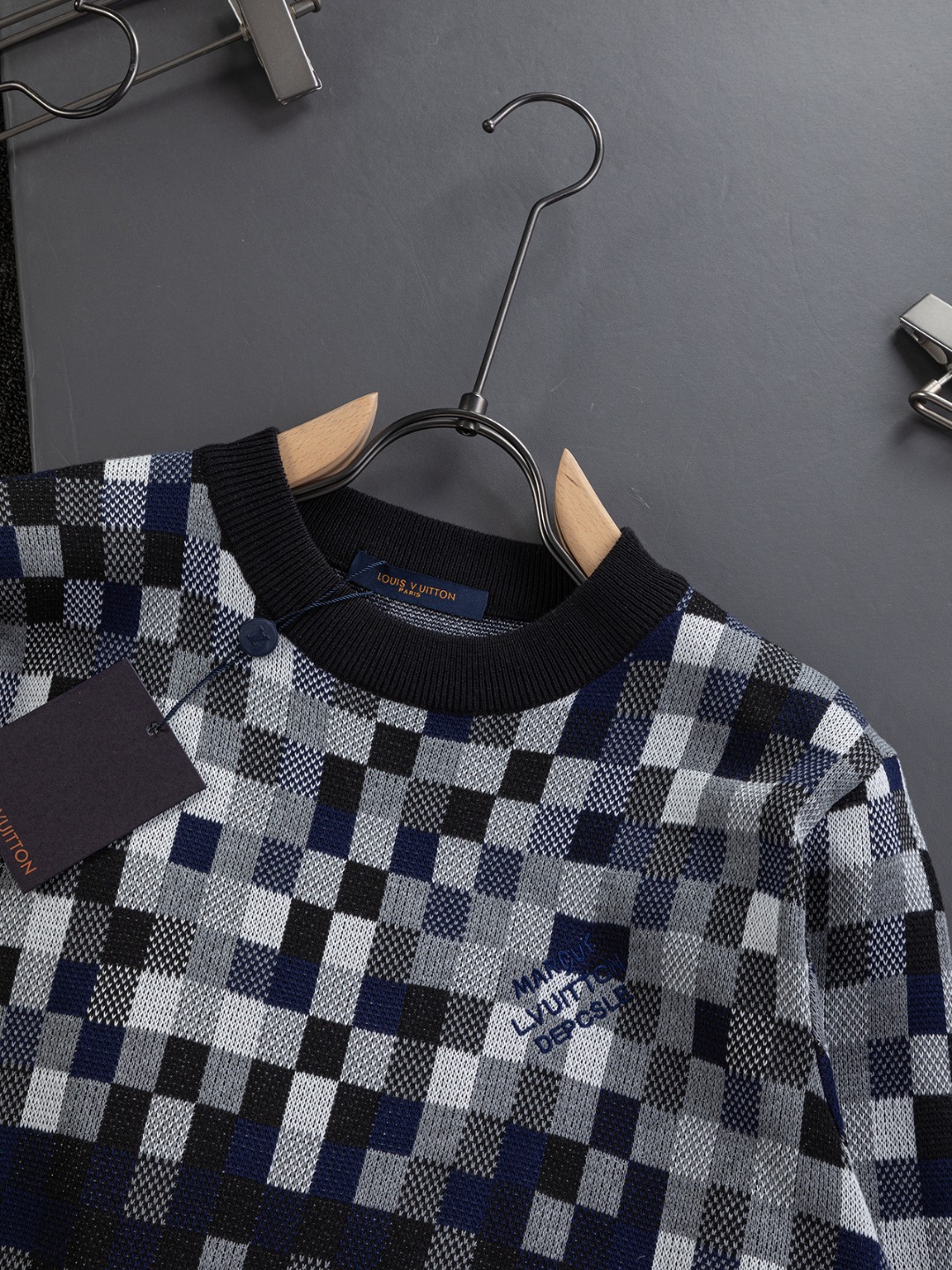 LV原單男士棋盤格針織長袖 低調奢華風格穿搭｜歐美奢侈品精品推薦