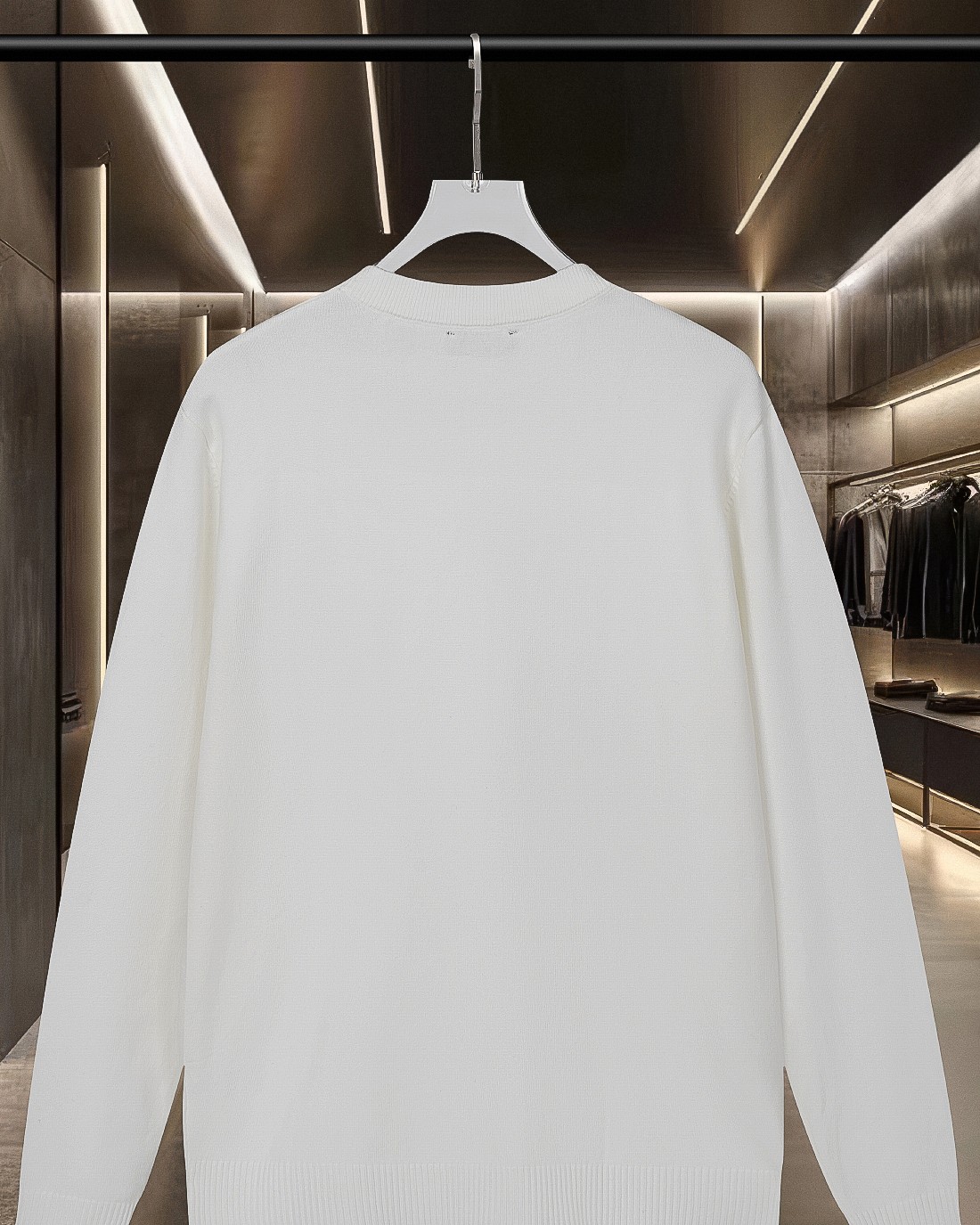 LV 高仿白色立體字母刺繡毛衣 秋冬簡約精品款｜歐美奢侈品精品推薦