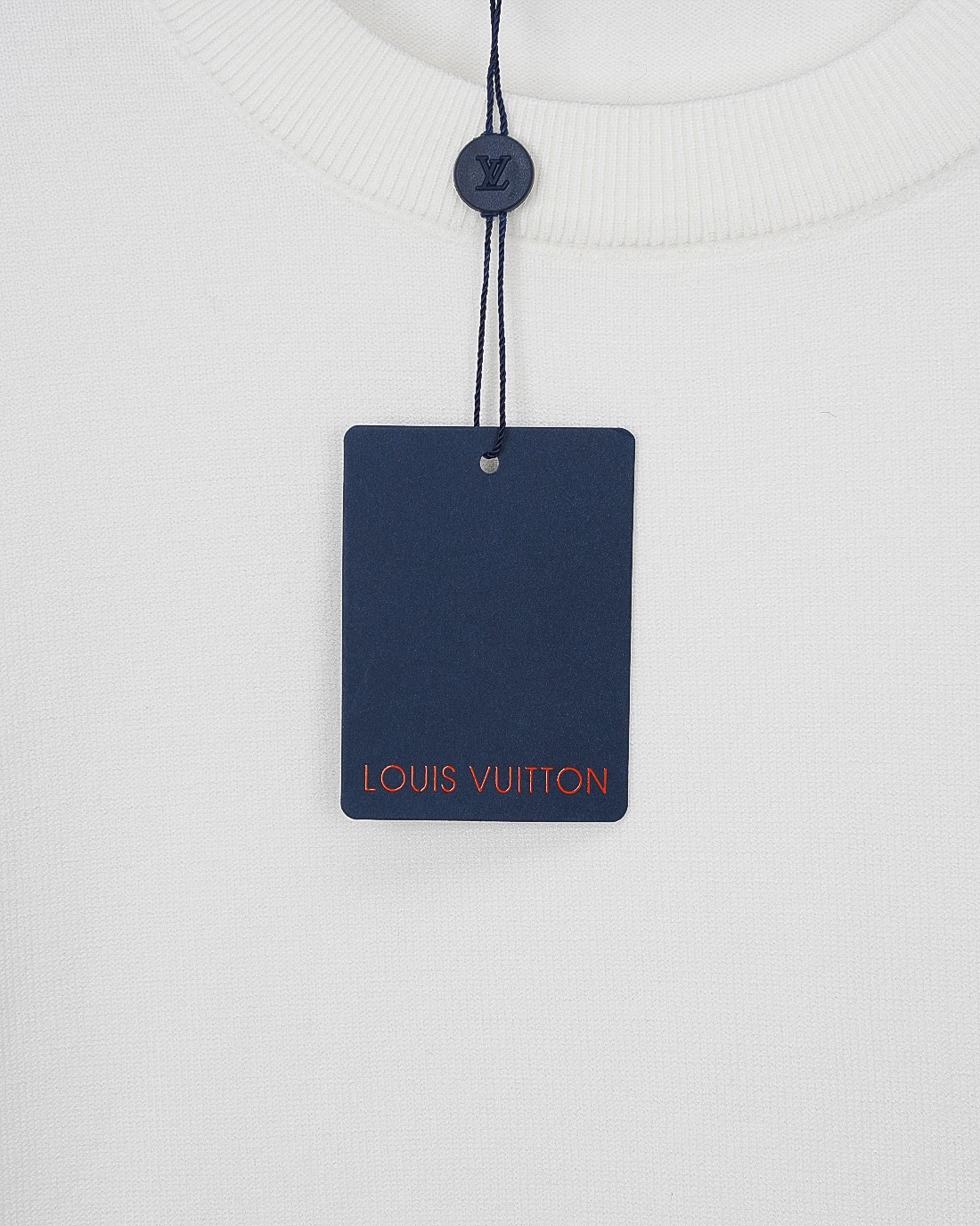 LV 高仿白色立體字母刺繡毛衣 秋冬簡約精品款｜歐美奢侈品精品推薦