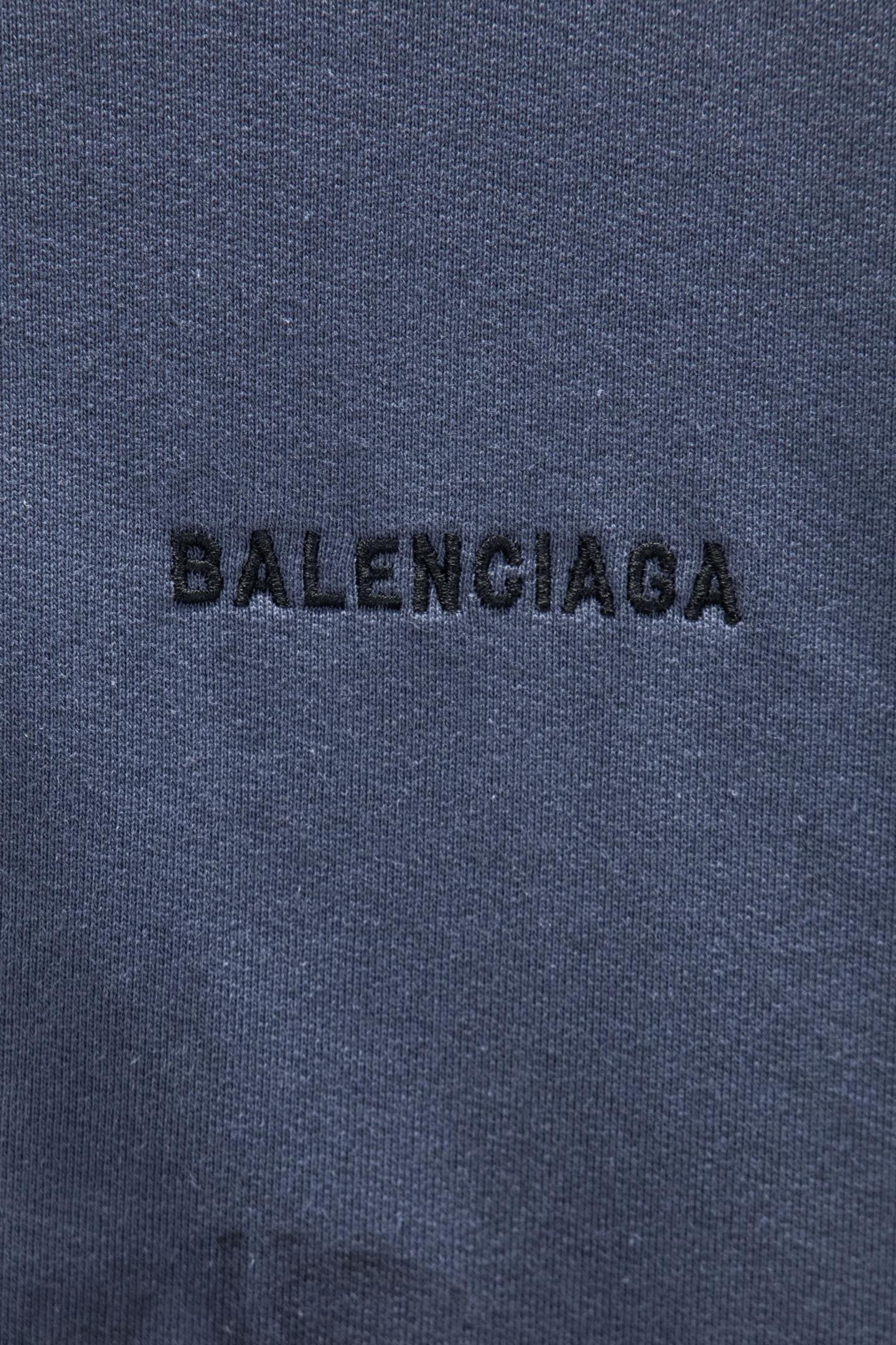 Balenciaga 高仿男士霧藍連帽外套 低飽和設計感街頭單品| 11 Balenciaga 高仿男士霧藍連帽外套 低飽和設計感街頭單品