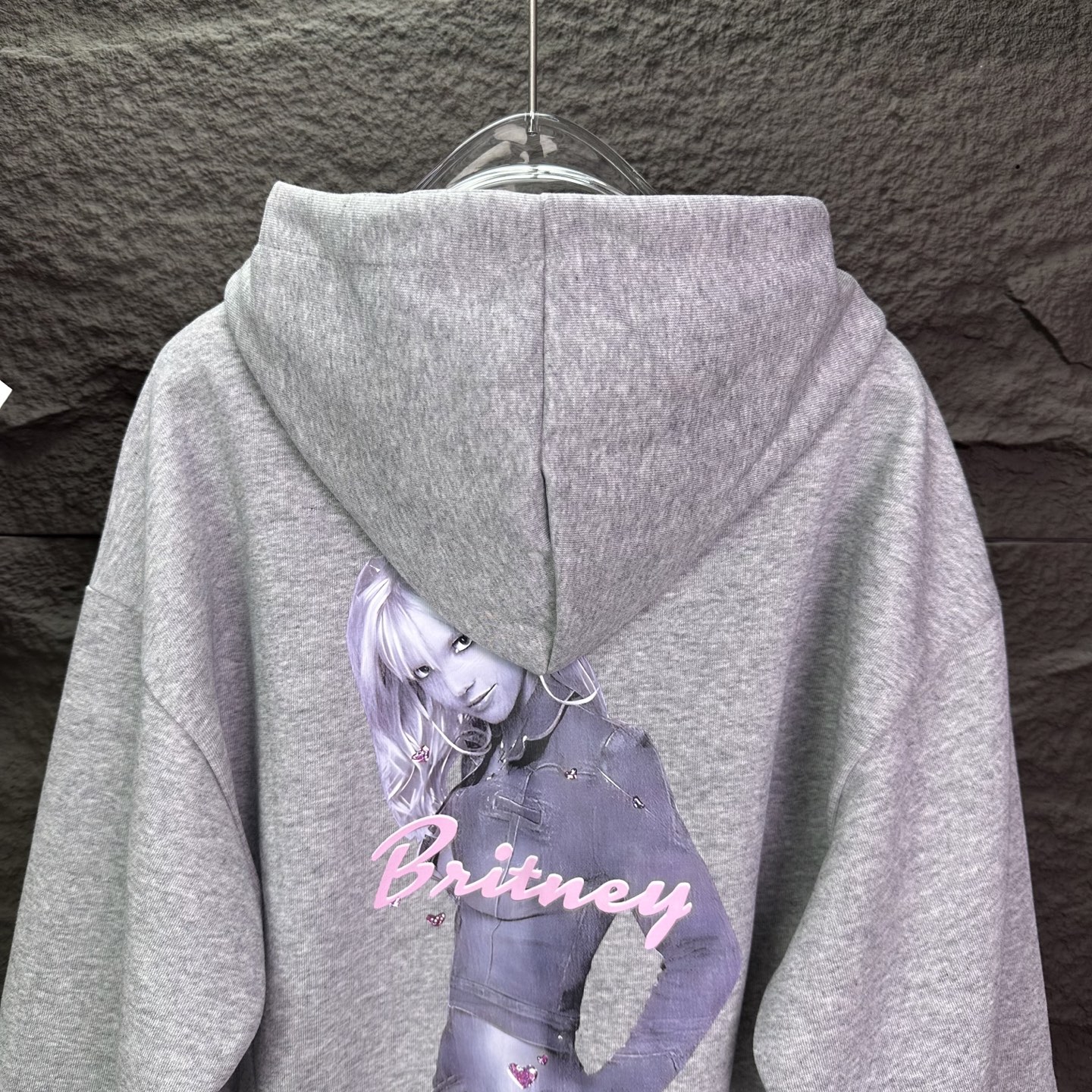 Balenciaga A貨連帽外套 灰色塗鴉設計俏皮風格| 8 Balenciaga A貨連帽外套 灰色塗鴉設計俏皮風格