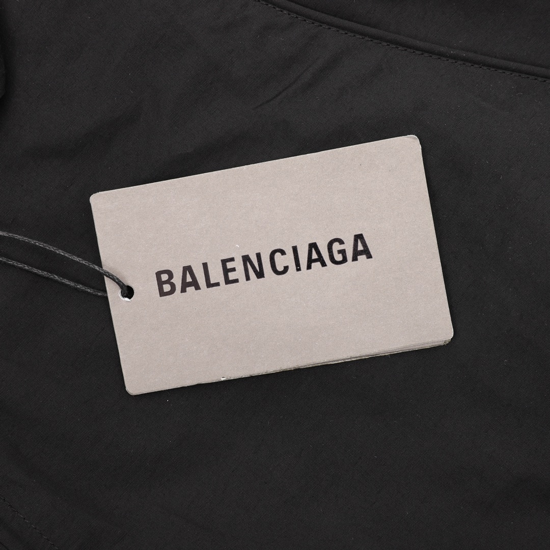 Balenciaga 原單男士黑色徽章外套 運動風立領款 百搭輕機能| 8 Balenciaga 原單男士黑色徽章外套 運動風立領款 百搭輕機能