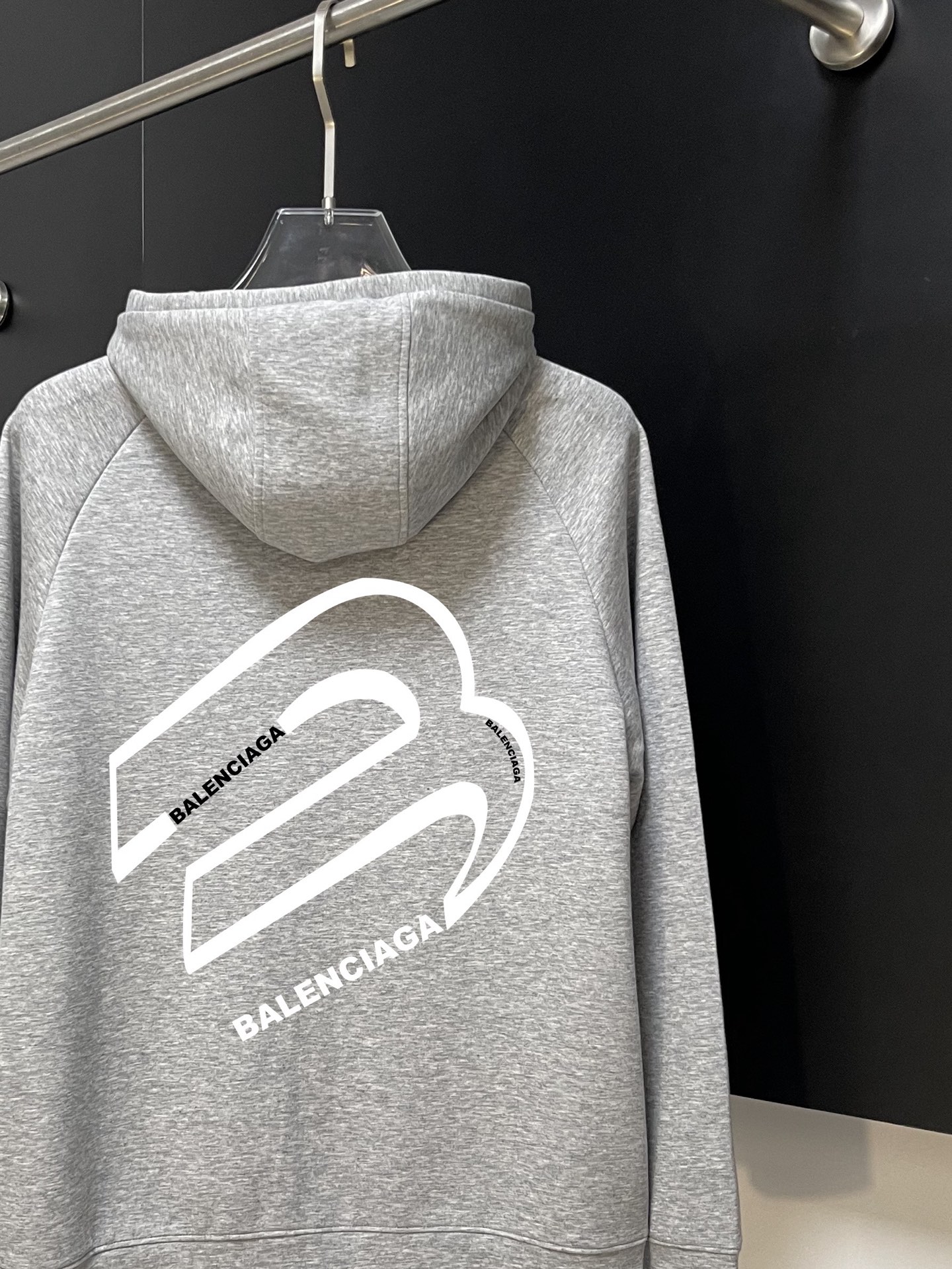 Balenciaga 一比一男士灰色機能帽外套 運動風簡約百搭款| 12 Balenciaga 一比一男士灰色機能帽外套 運動風簡約百搭款