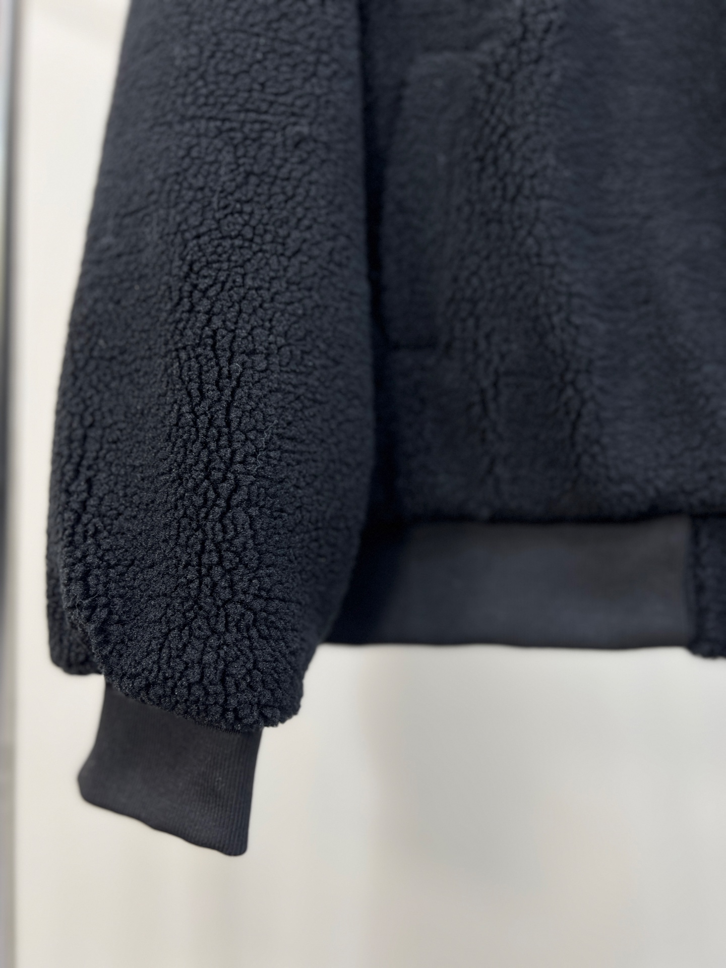 Balenciaga 高仿男士泰迪絨拉鍊外套 保暖羊羔絨內裡 黑色百搭款| 8 Balenciaga 高仿男士泰迪絨拉鍊外套 保暖羊羔絨內裡 黑色百搭款
