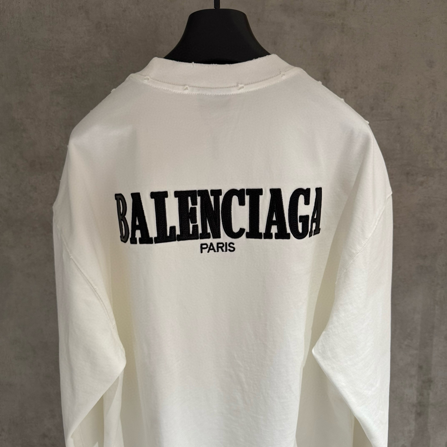 BalenciagaA貨男士白色長袖T恤極簡Logo設計百搭實穿款| 10 BalenciagaA貨男士白色長袖T恤極簡Logo設計百搭實穿款