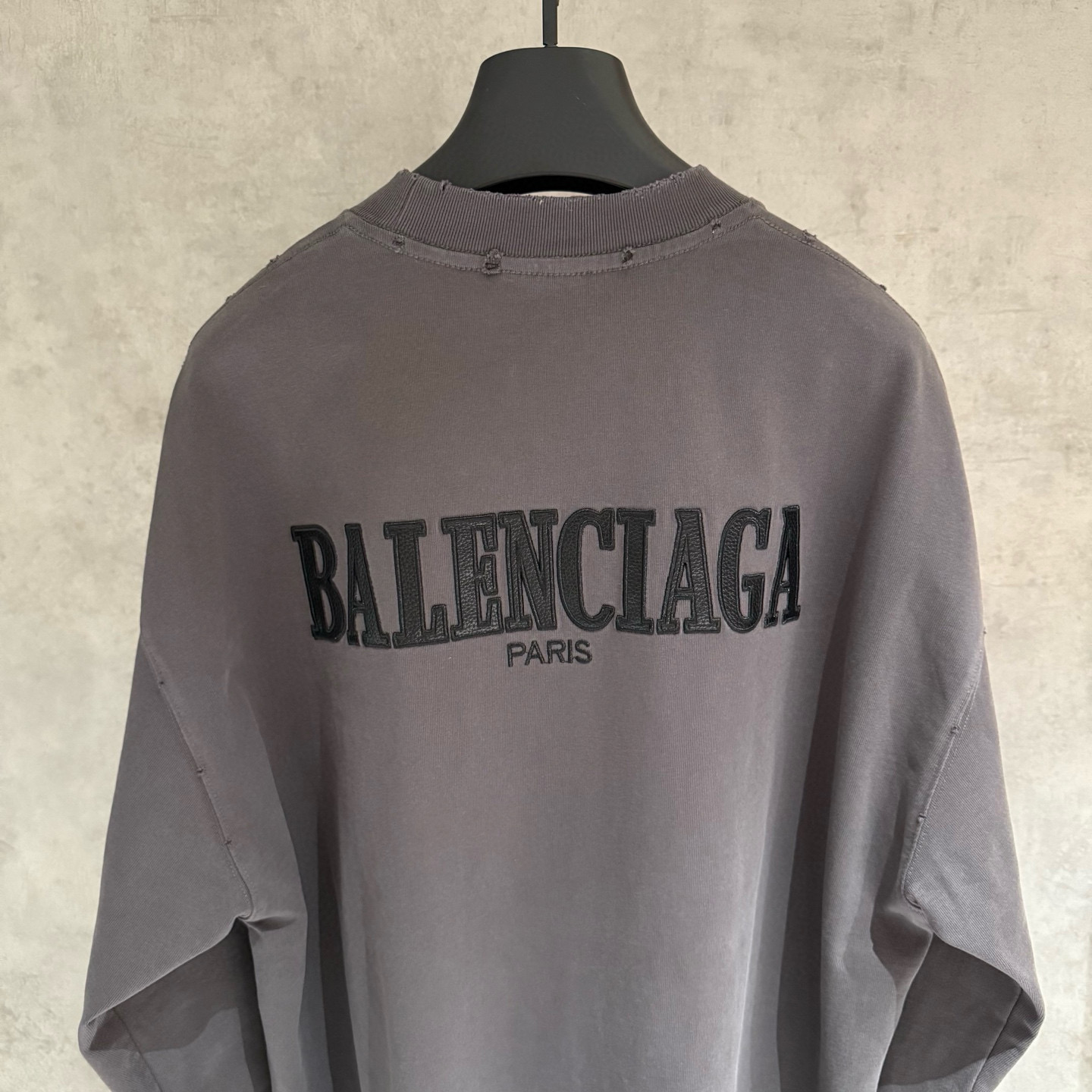 Balenciaga高仿男士長袖T恤水洗灰極簡Logo設計日系風格款| 12 Balenciaga高仿男士長袖T恤水洗灰極簡Logo設計日系風格款