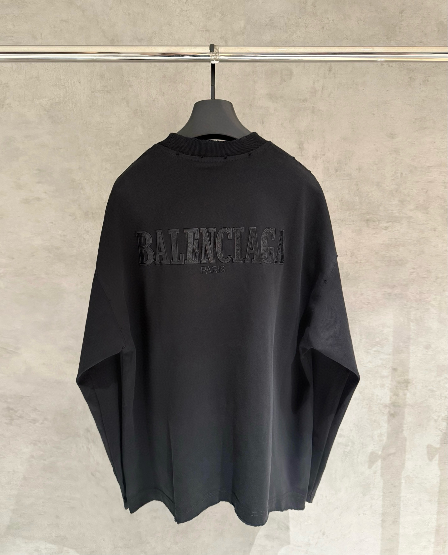 Balenciaga一比一男士黑色長袖T恤立體Logo設計簡潔實穿款| 14 Balenciaga一比一男士黑色長袖T恤立體Logo設計簡潔實穿款