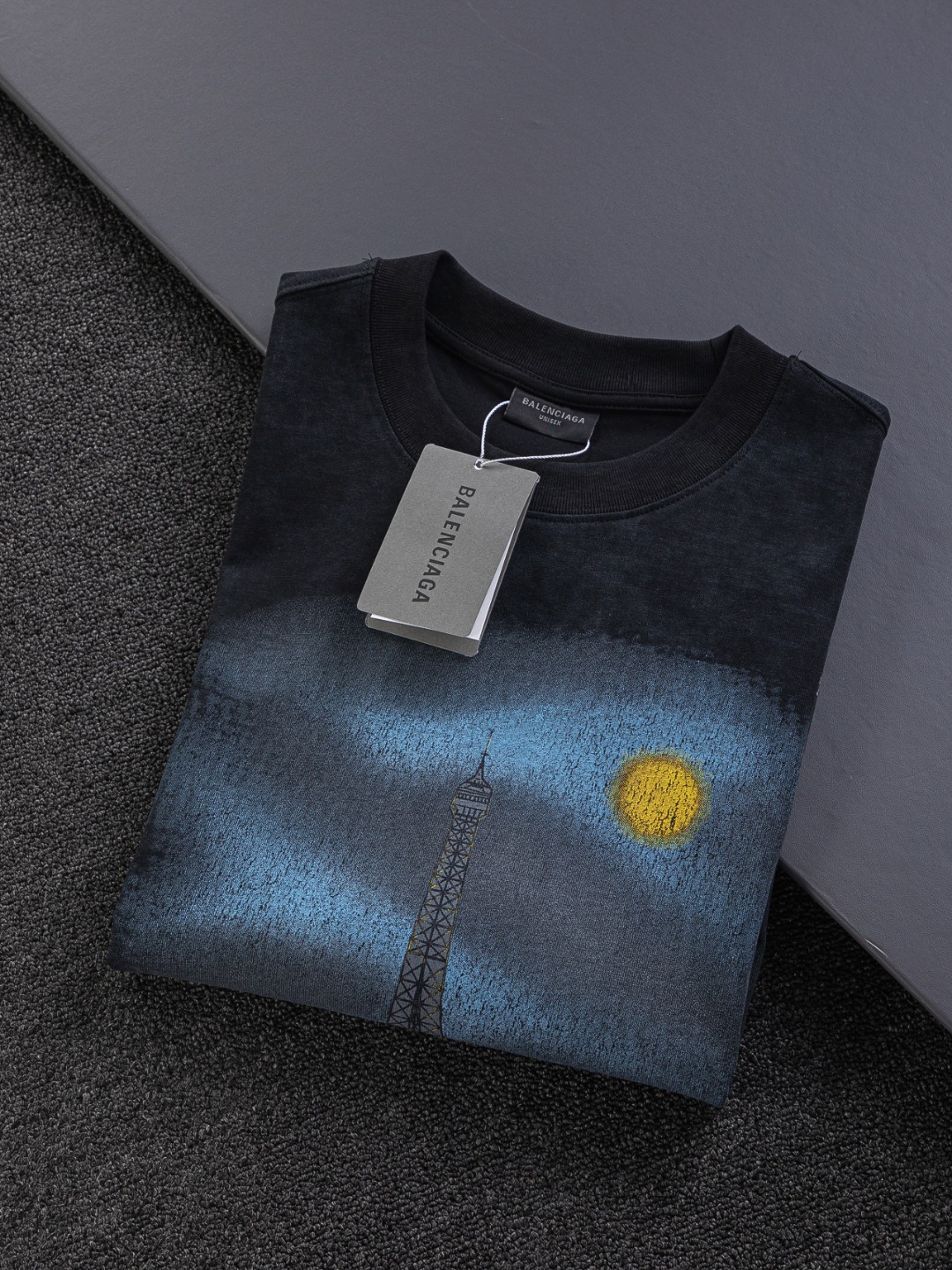BalenciagaA貨男士短袖T恤黑底巴黎鐵塔圖案夜色浪漫設計款| 11 BalenciagaA貨男士短袖T恤黑底巴黎鐵塔圖案夜色浪漫設計款