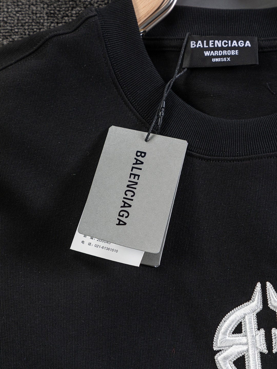 Balenciaga一比一男士黑色短袖T恤徽章風格圖案設計個性款| 14 Balenciaga一比一男士黑色短袖T恤徽章風格圖案設計個性款