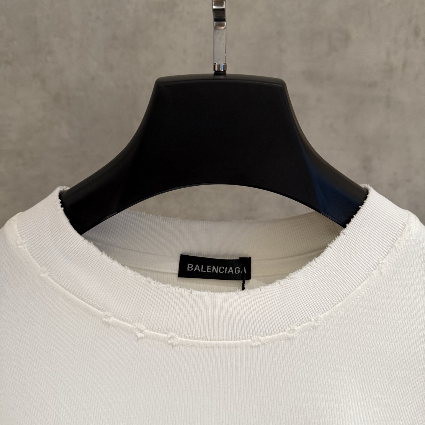 BalenciagaA貨白色短袖T恤黑色字樣LOGO百搭極簡設計| 11 BalenciagaA貨白色短袖T恤黑色字樣LOGO百搭極簡設計