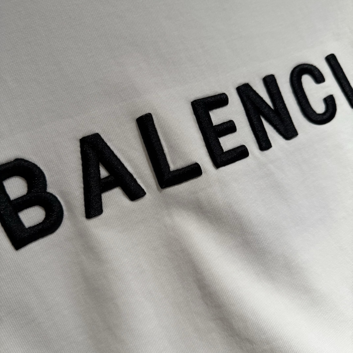 BalenciagaA貨白色短袖T恤黑色字樣LOGO百搭極簡設計| 9 BalenciagaA貨白色短袖T恤黑色字樣LOGO百搭極簡設計