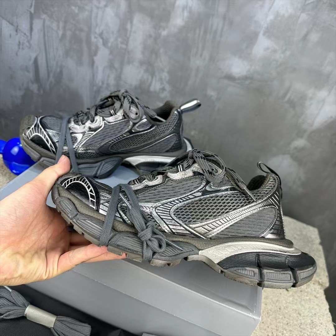 Balenciaga 高仿男士運動鞋黑銀配色設計感十足爆款潮履|超A仿原單精品圖片 12 Balenciaga 高仿男士運動鞋黑銀配色設計感十足爆款潮履|歐美奢侈品精品推薦