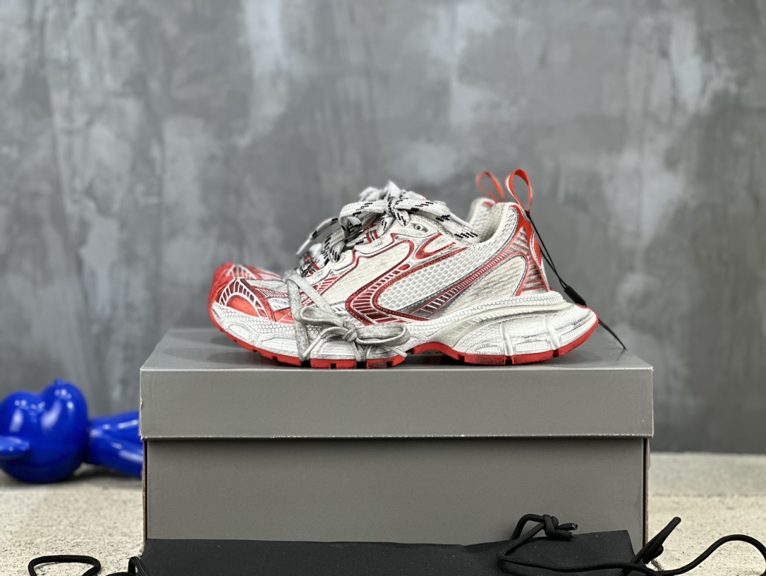 Balenciaga 精品仿製白紅老爹鞋男女款運動休閒混搭|超A仿原單精品圖片 6 Balenciaga 精品仿製白紅老爹鞋男女款運動休閒混搭|歐美奢侈品精品推薦