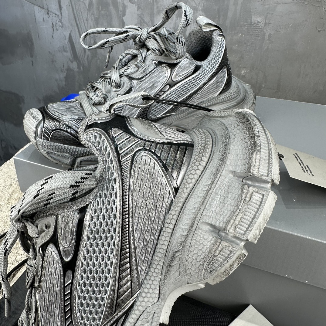 Balenciaga 高仿深灰老爹鞋設計沉穩經典運動風|超A仿原單精品圖片 9 Balenciaga 高仿深灰老爹鞋設計沉穩經典運動風|歐美奢侈品精品推薦