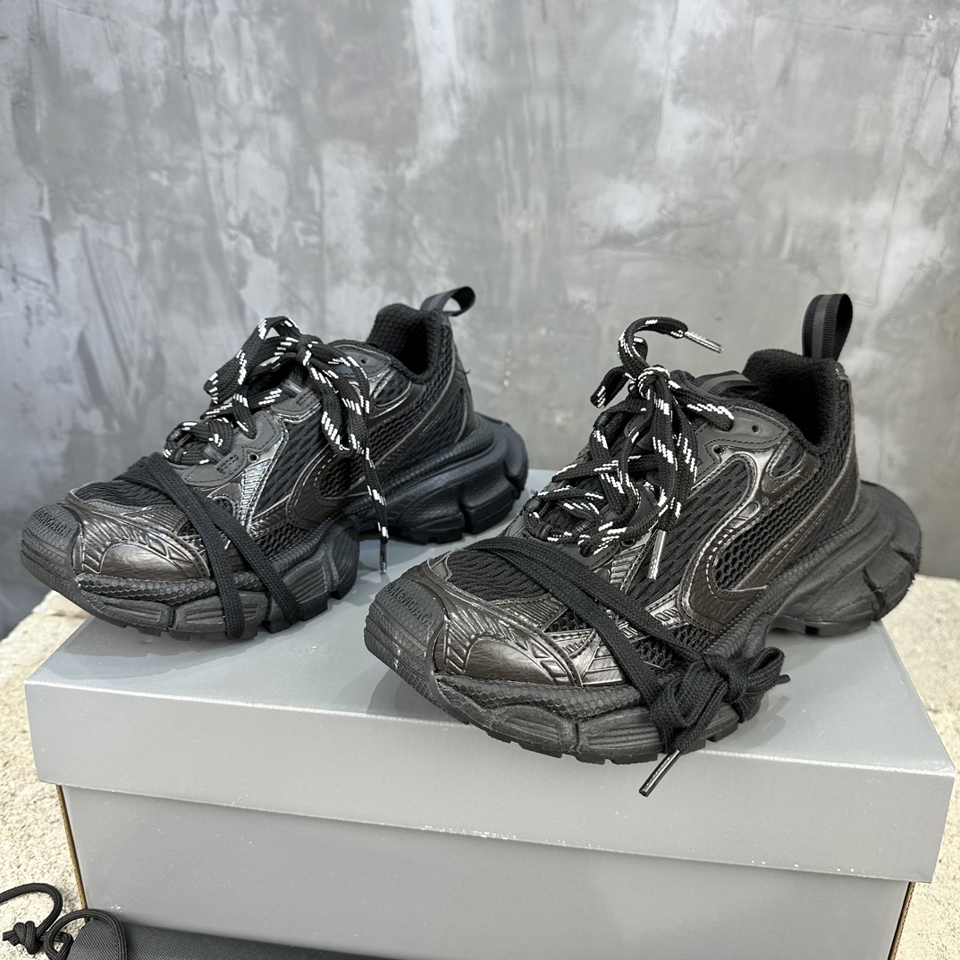 Balenciaga 原單黑色老爹鞋男士全黑簡約百搭復刻款|超A仿原單精品圖片 13 Balenciaga 原單黑色老爹鞋男士全黑簡約百搭復刻款|歐美奢侈品精品推薦