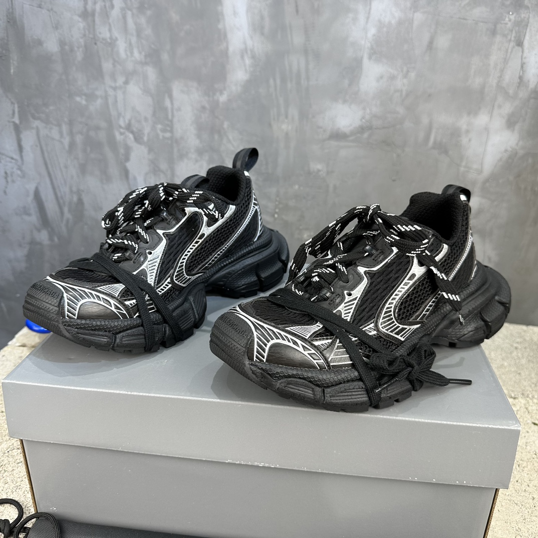 Balenciaga 高仿黑白老爹鞋運動感線條設計感十足|超A仿原單精品圖片 13 Balenciaga 高仿黑白老爹鞋運動感線條設計感十足|歐美奢侈品精品推薦