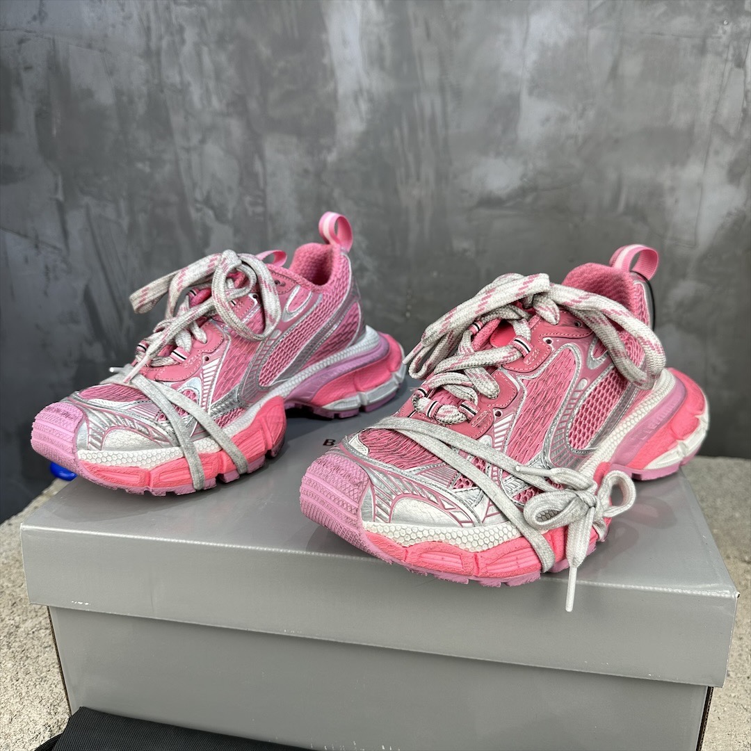 Balenciaga 原單粉紅老爹鞋甜美風格設計感滿分|超A仿原單精品圖片 13 Balenciaga 原單粉紅老爹鞋甜美風格設計感滿分|歐美奢侈品精品推薦