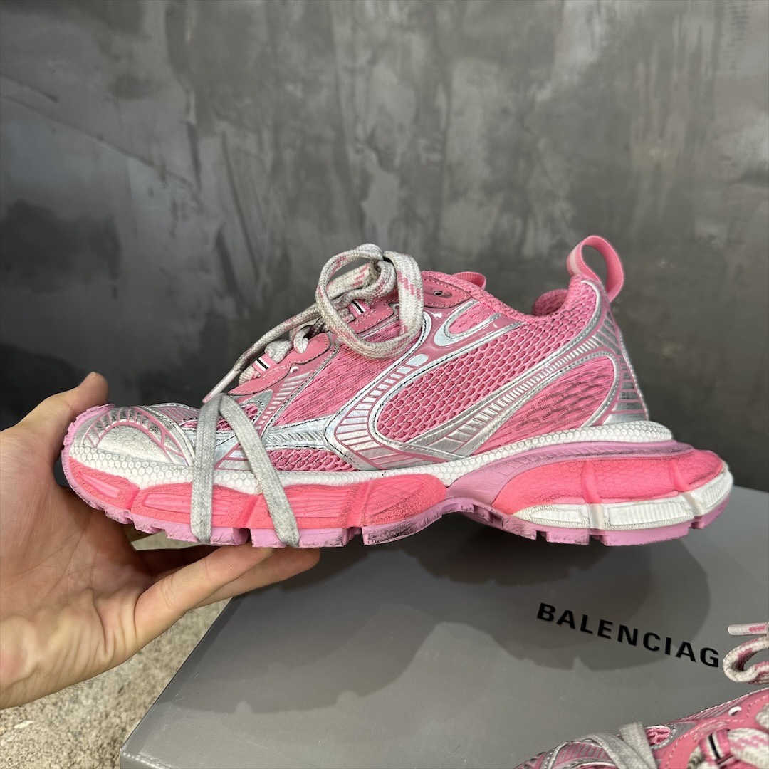 Balenciaga 原單粉紅老爹鞋甜美風格設計感滿分|超A仿原單精品圖片 11 Balenciaga 原單粉紅老爹鞋甜美風格設計感滿分|歐美奢侈品精品推薦