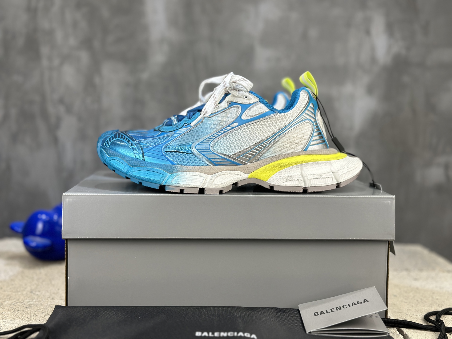 Balenciaga A貨天空藍老爹鞋青春感配色搶眼吸睛| 6 Balenciaga A貨天空藍老爹鞋青春感配色搶眼吸睛