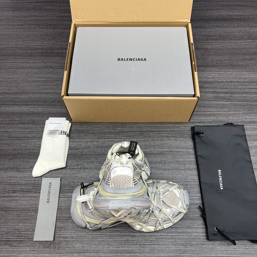 Balenciaga 一比一奶灰老爹鞋含盒配件還原專櫃質感| 8 Balenciaga 一比一奶灰老爹鞋含盒配件還原專櫃質感
